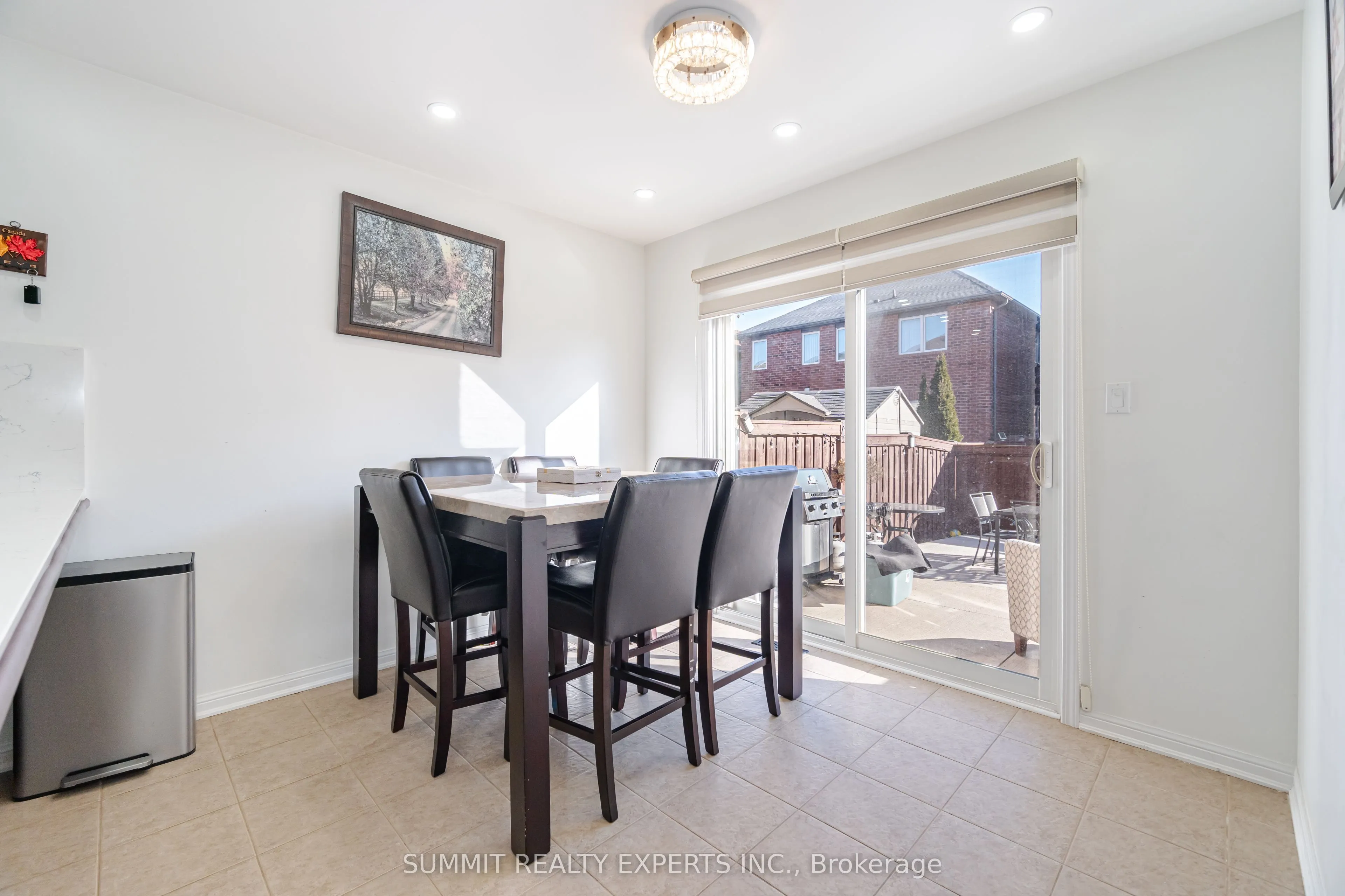 39 Donomore Drive, #Upper
