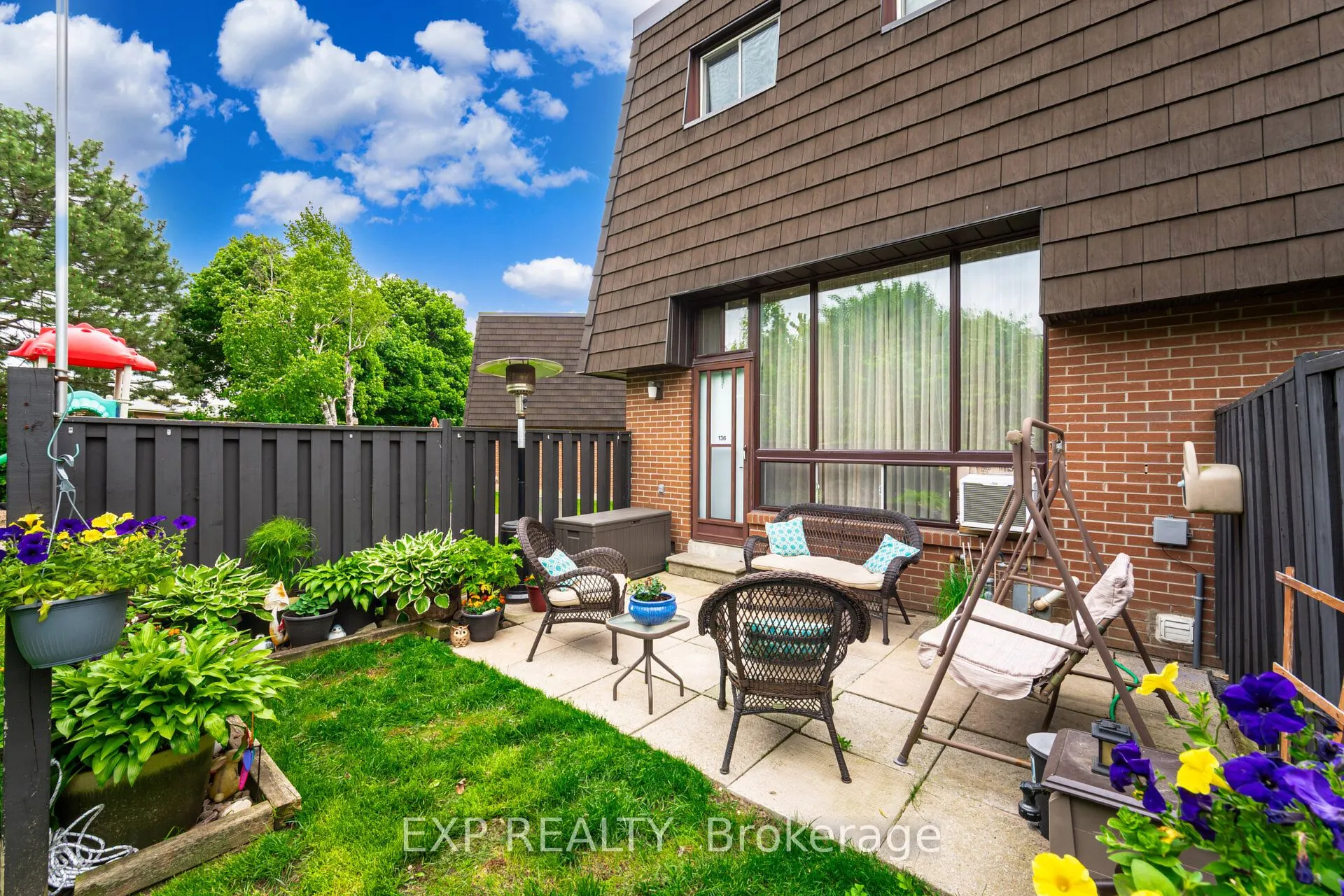 136 Darras Court
