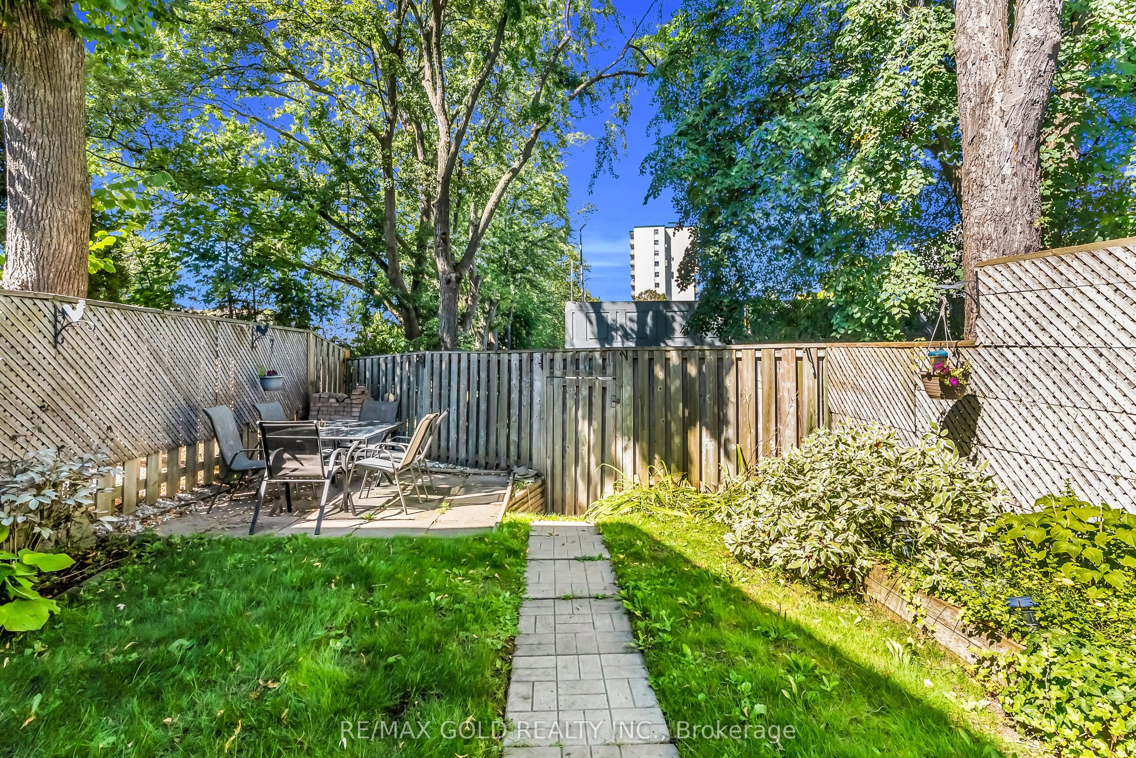 3065 Lenester Drive, #7