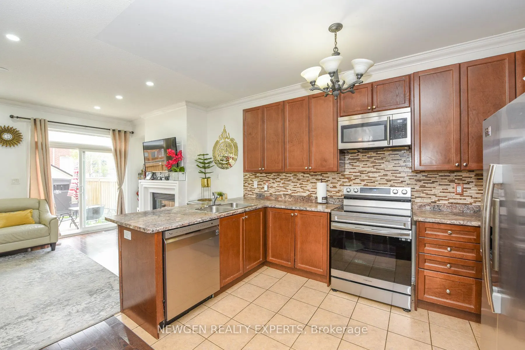 30 Lorenzo Circle