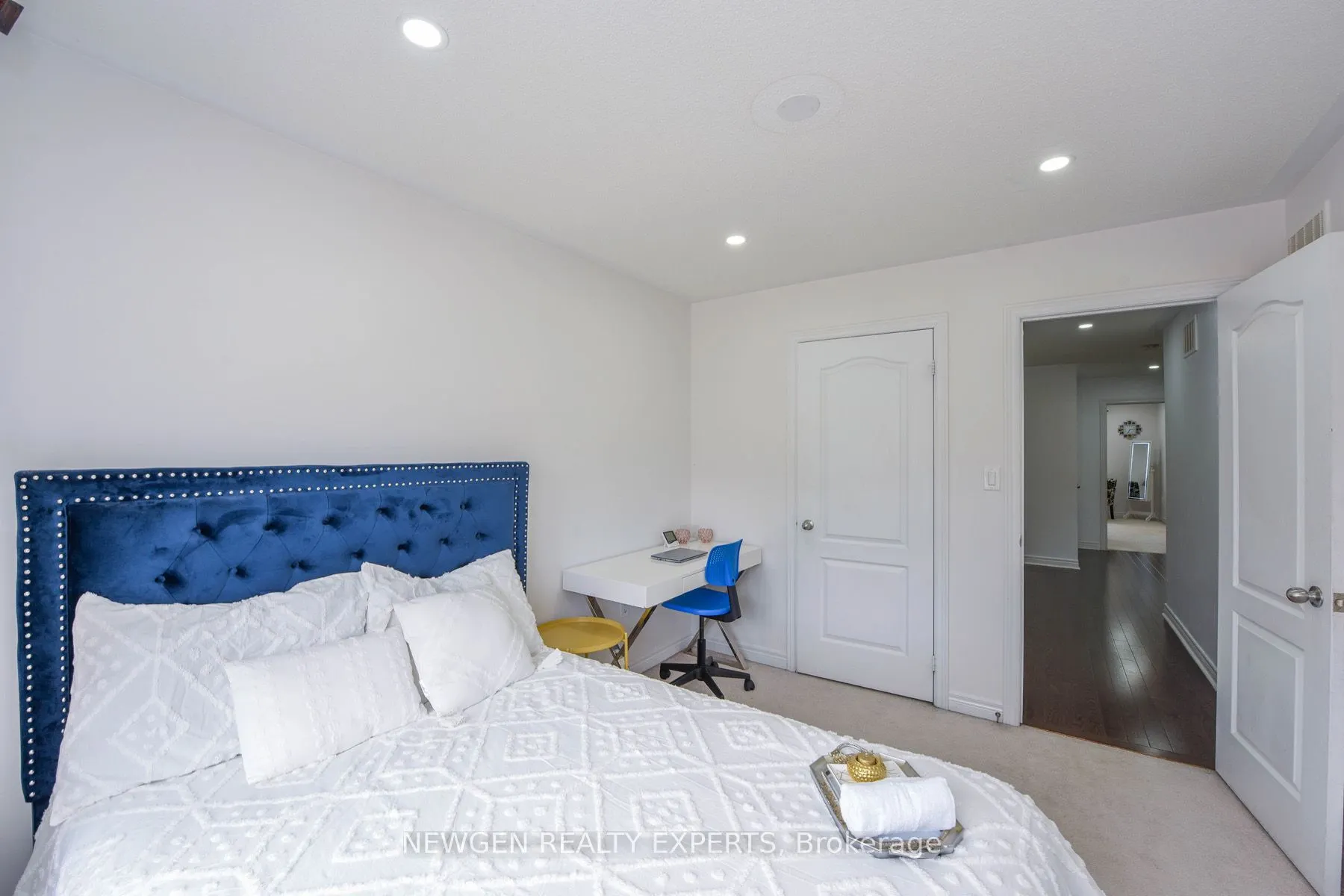 30 Lorenzo Circle