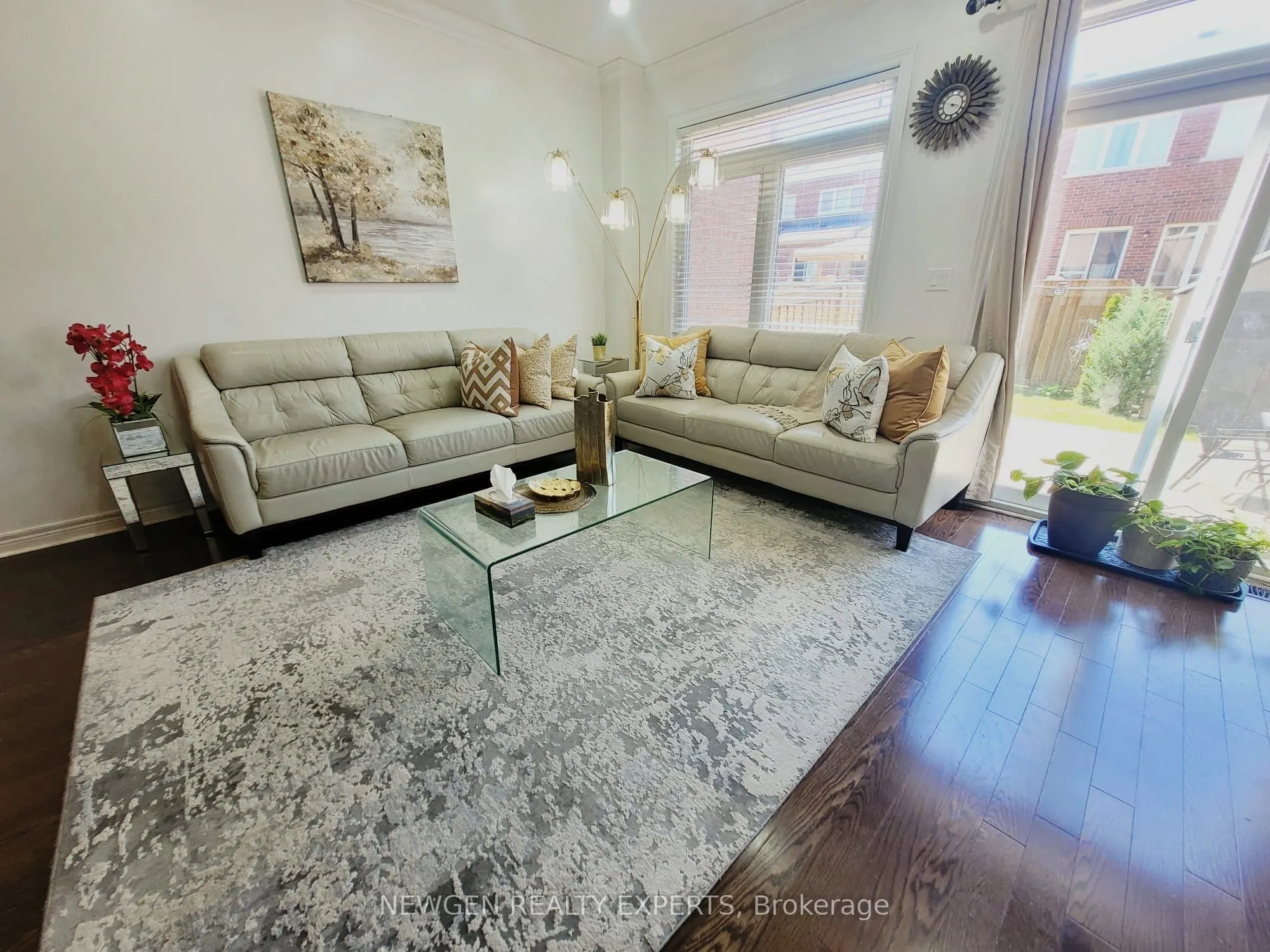 30 Lorenzo Circle