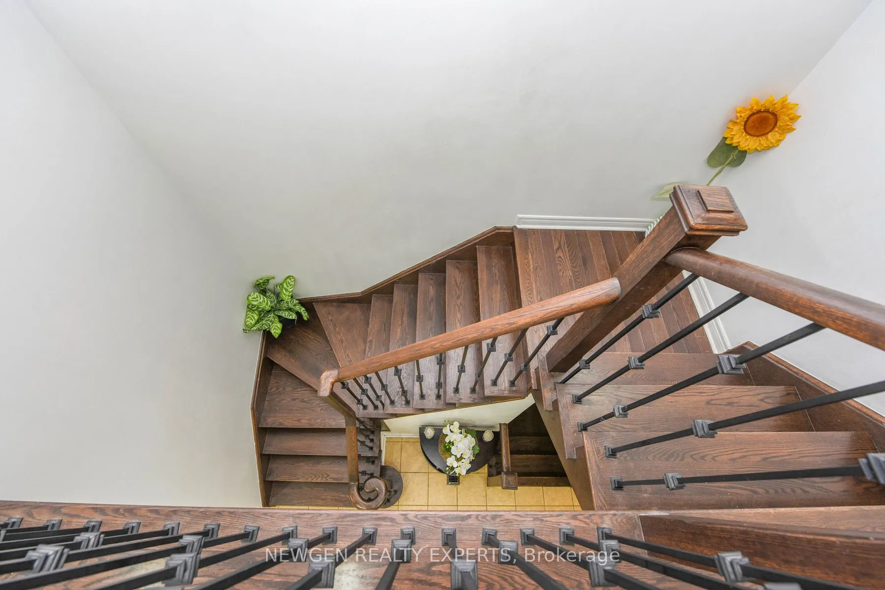 30 Lorenzo Circle