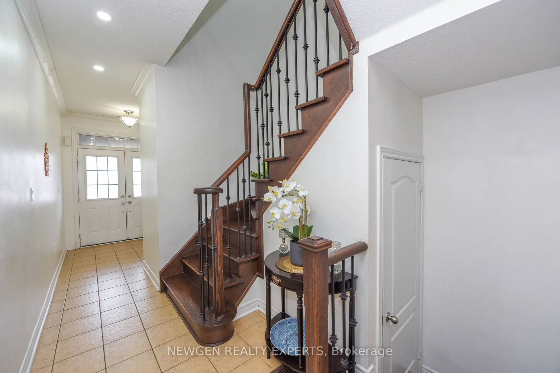 30 Lorenzo Circle