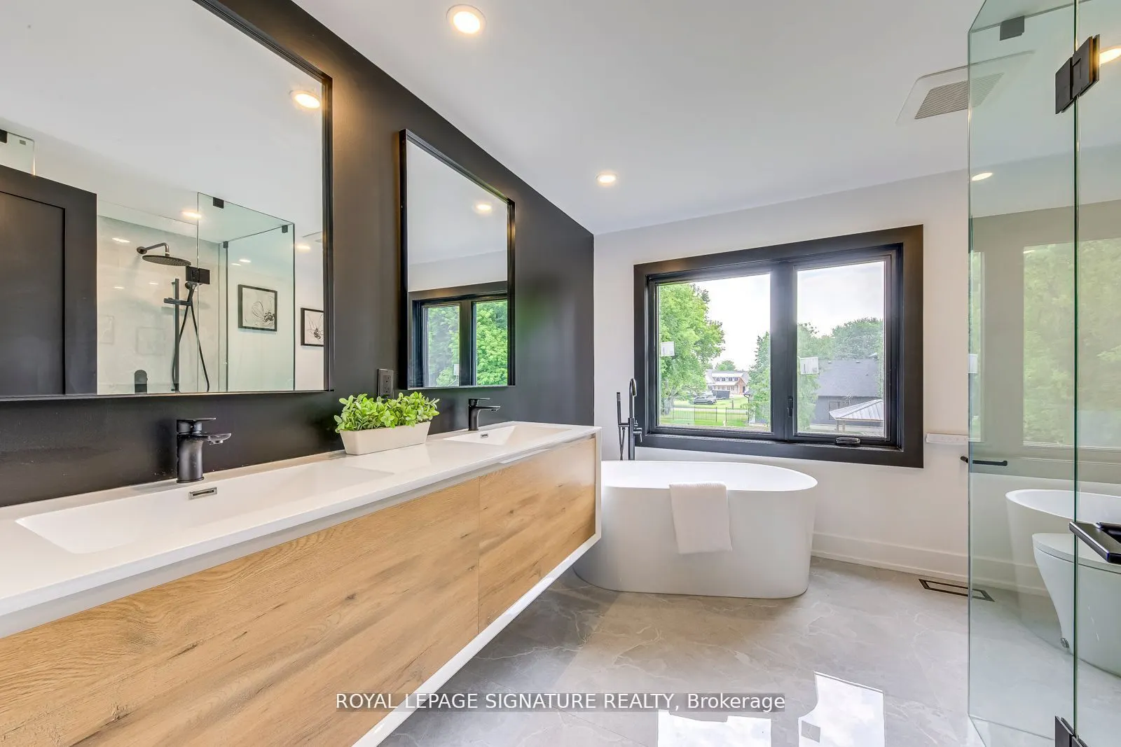 11024 Trafalgar Road