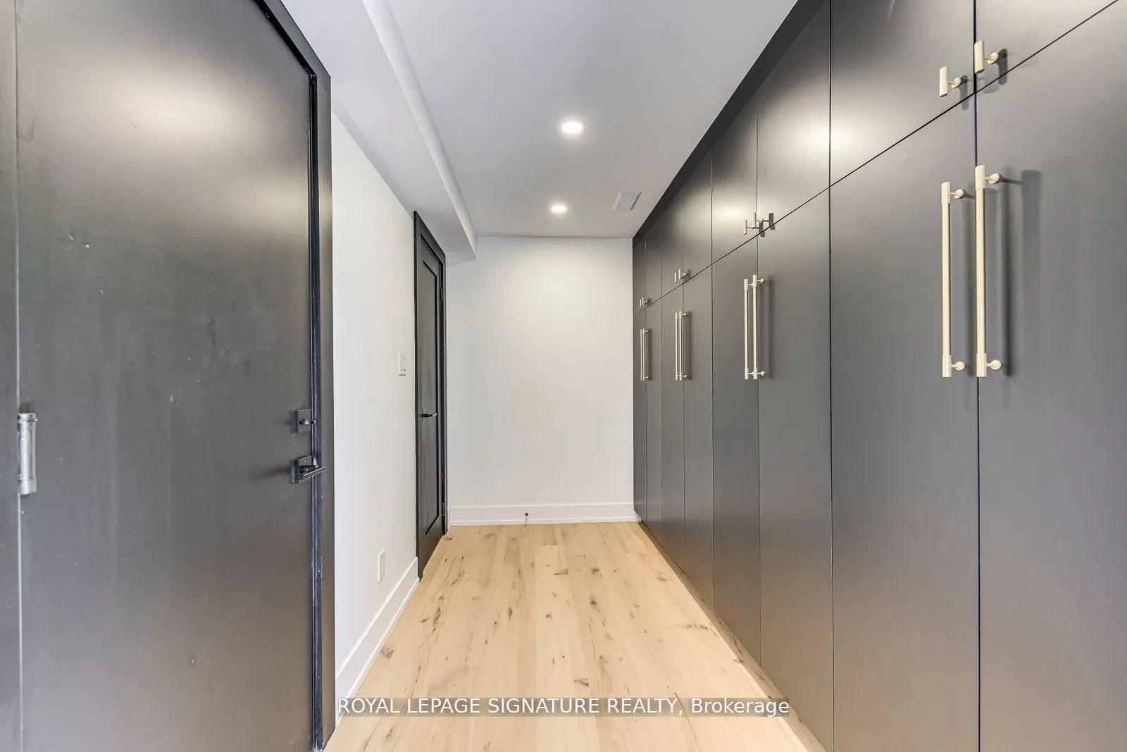 11024 Trafalgar Road