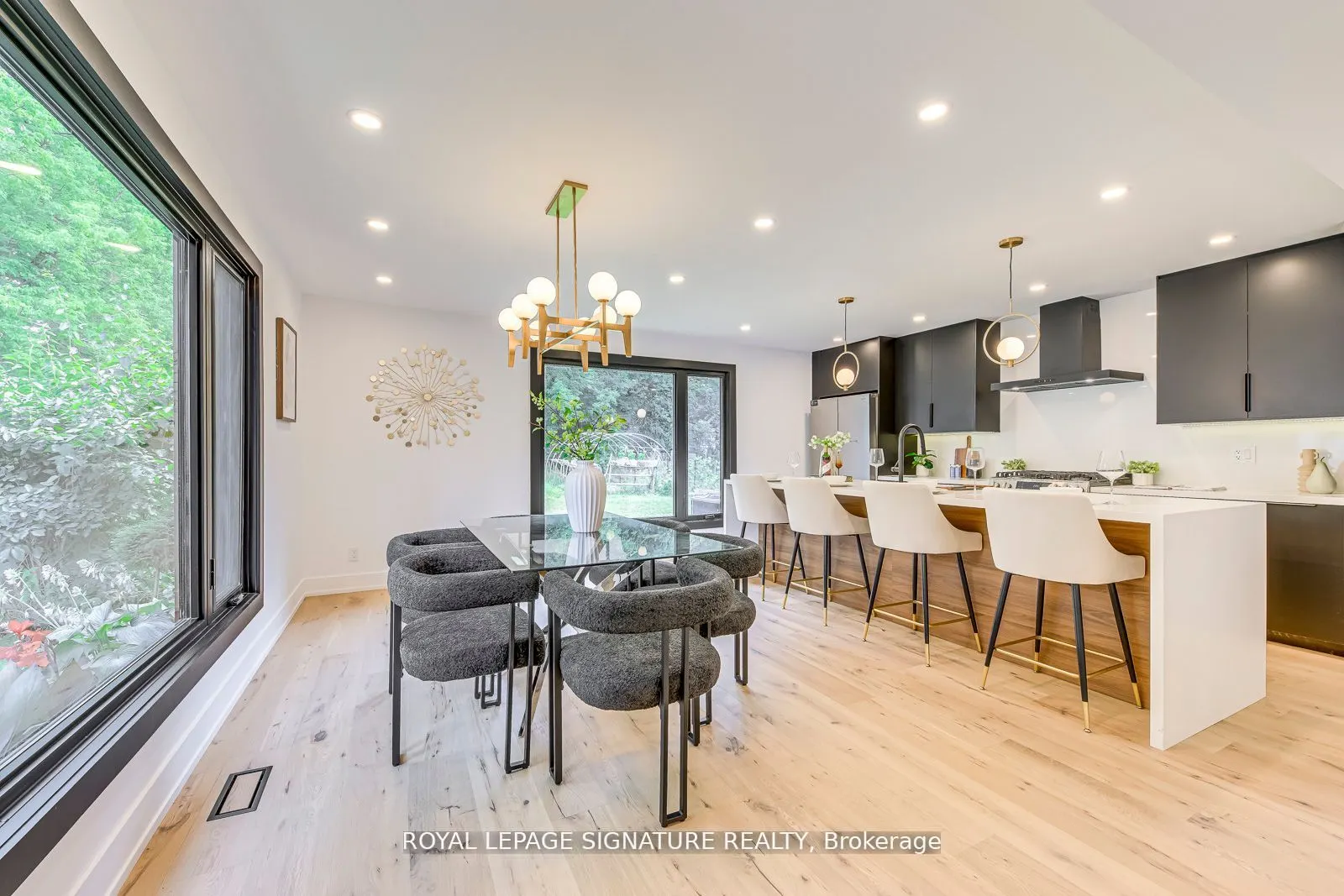 11024 Trafalgar Road