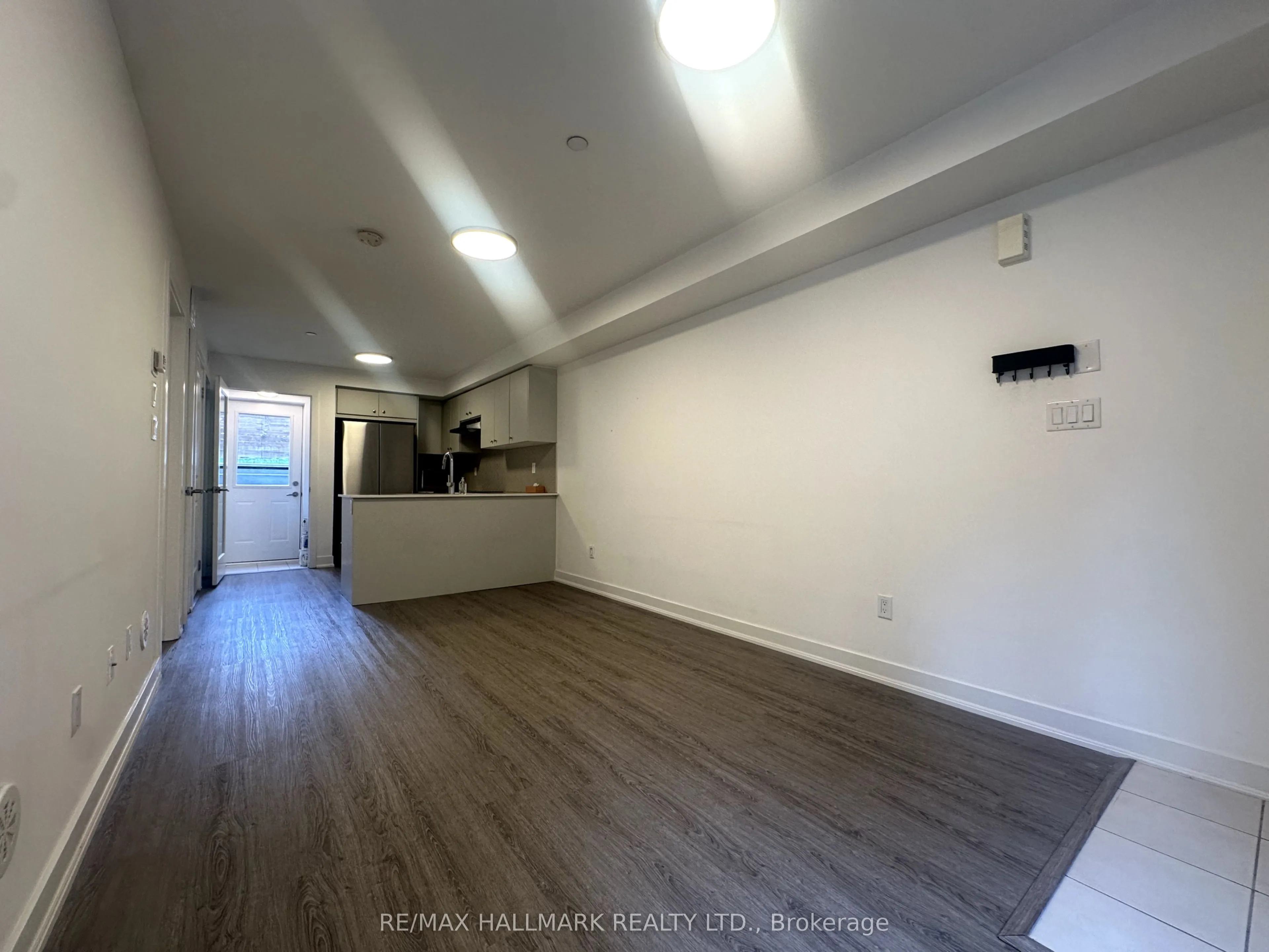 8 Drummond Street, #418