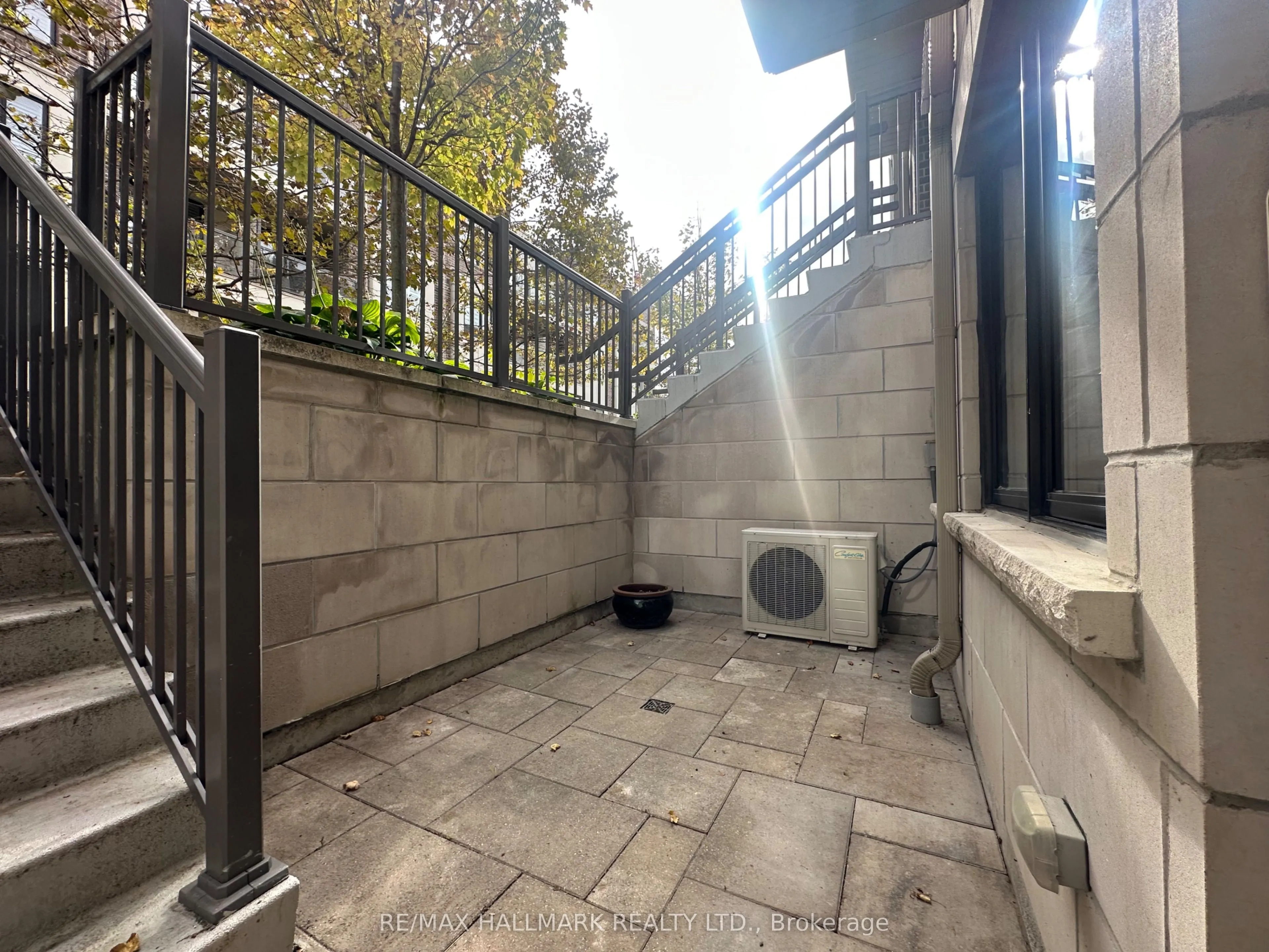 8 Drummond Street, #418