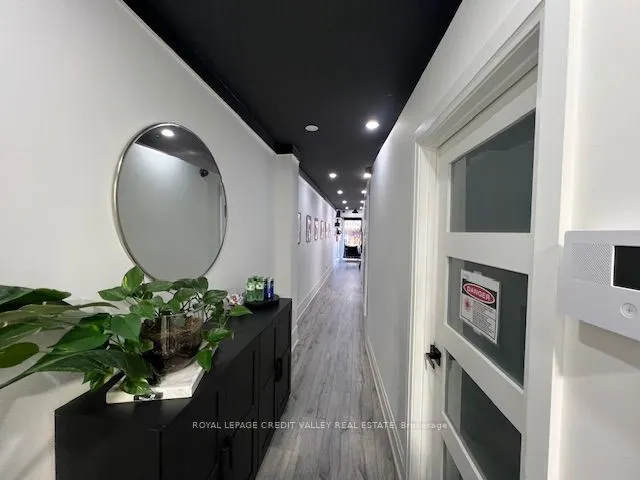 77 Main Street N