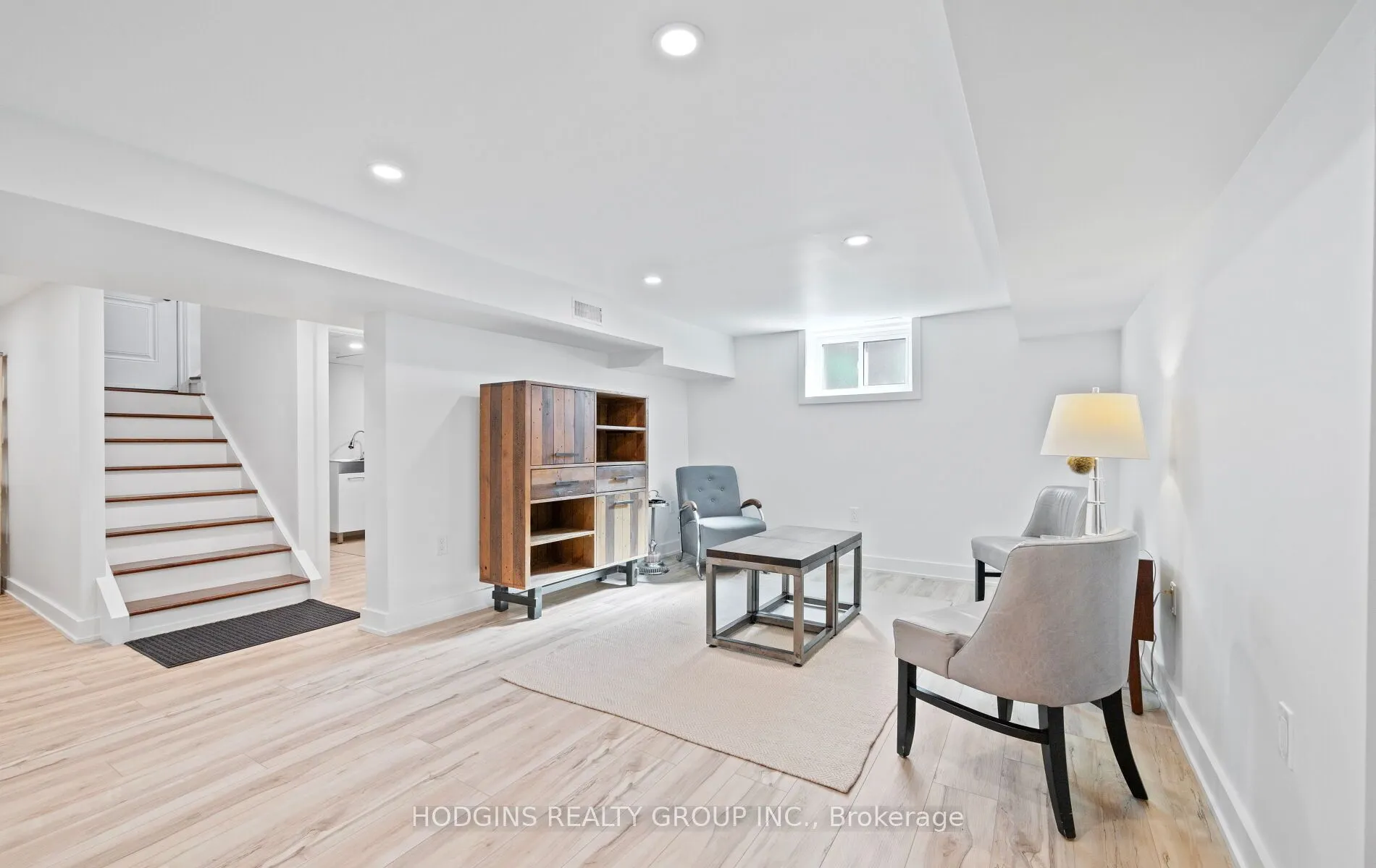 1319 Lakebreeze Drive
