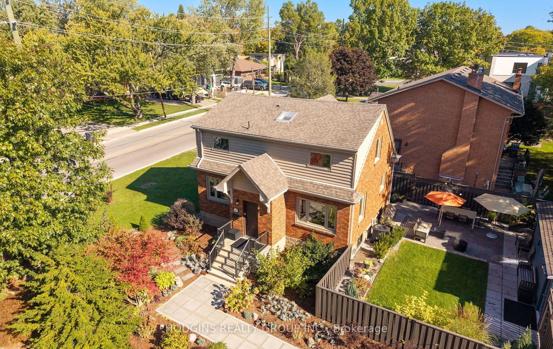 1319 Lakebreeze Drive