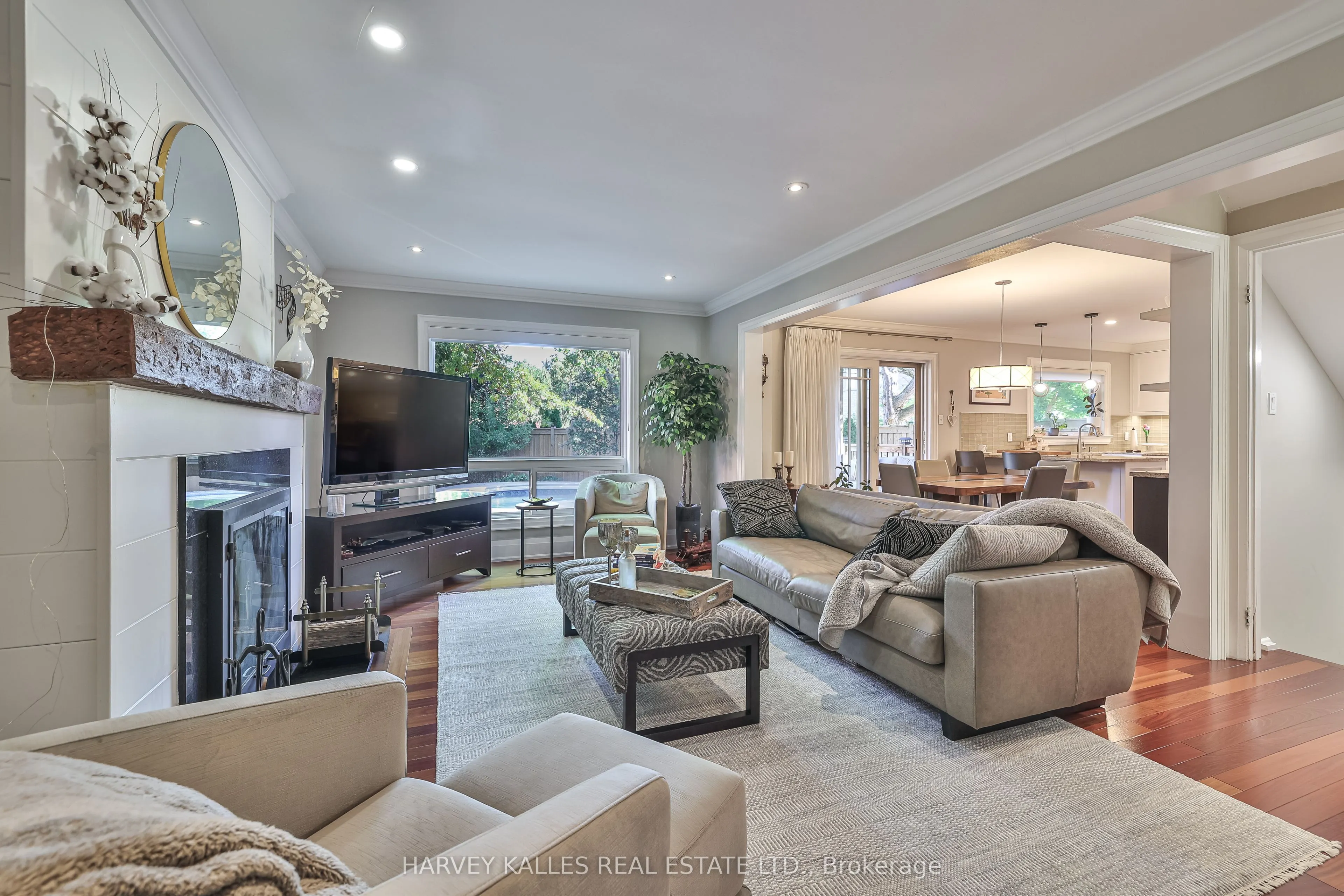 1240 Rosethorne Road