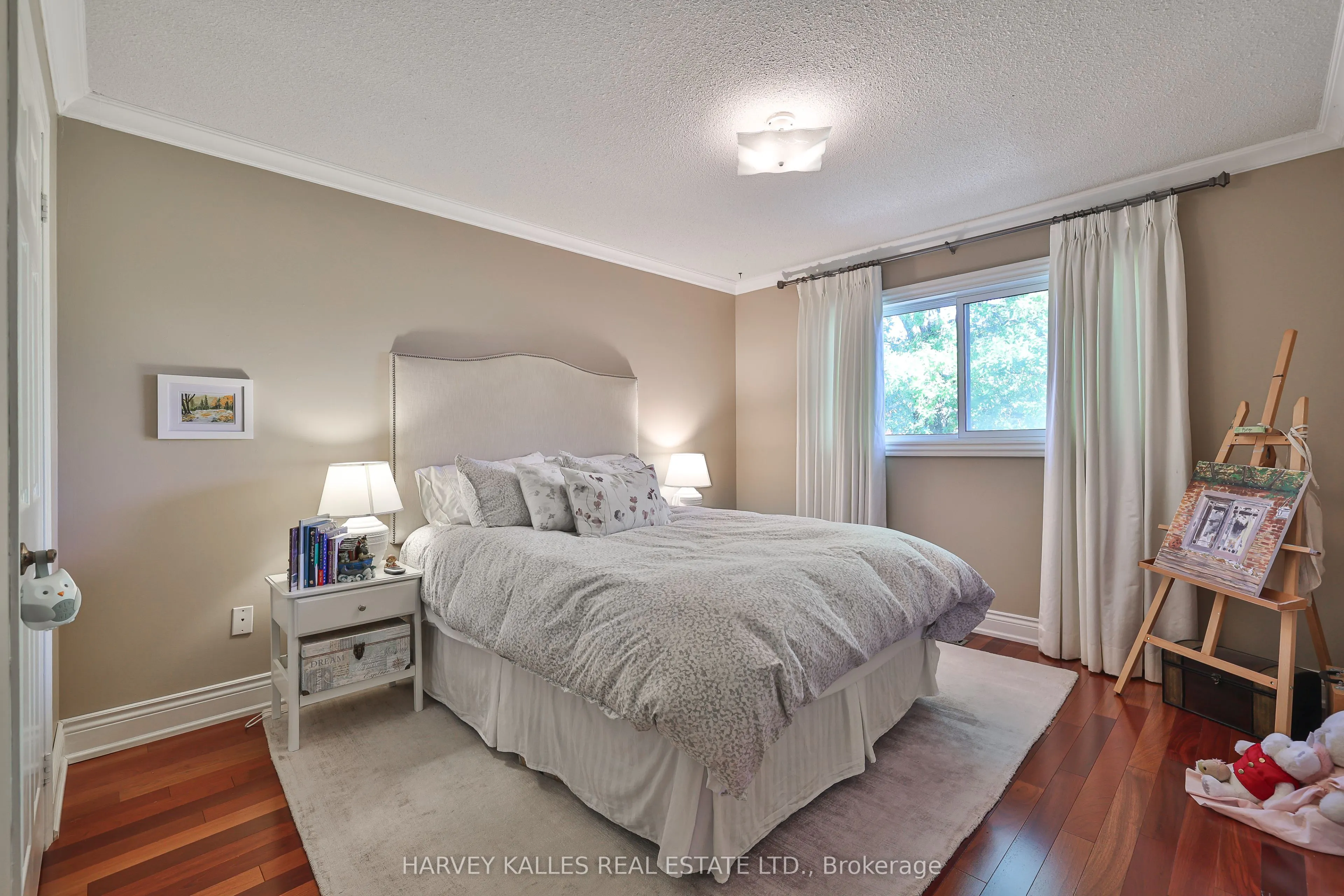1240 Rosethorne Road