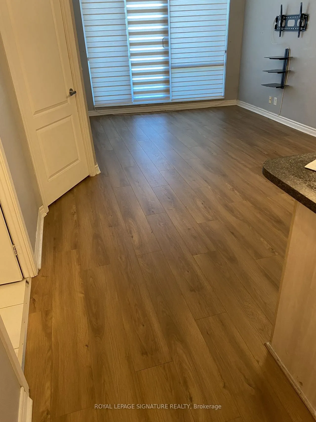 33 Elm Drive, #2211