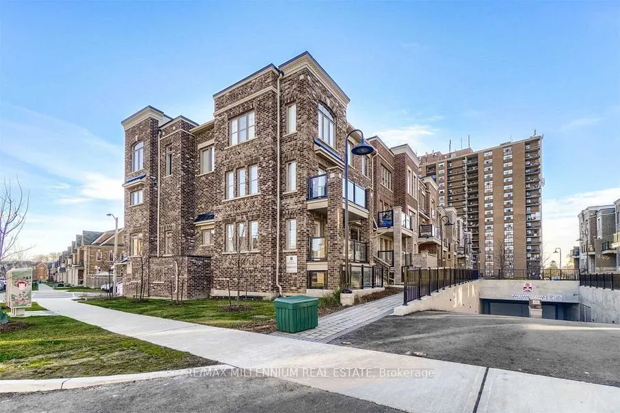 60 Parrotta Drive, #267