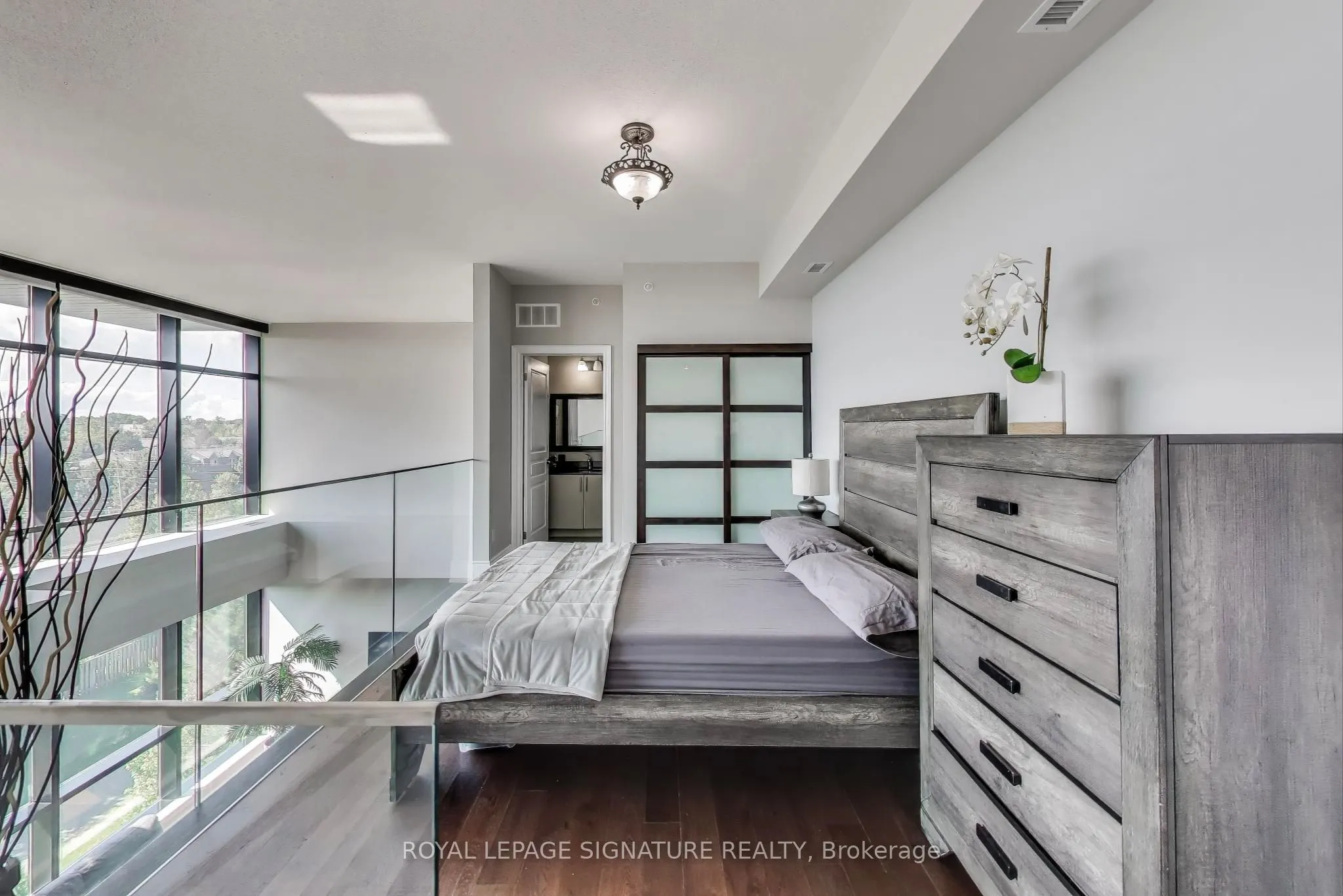 3170 Erin Mills Parkway, #405