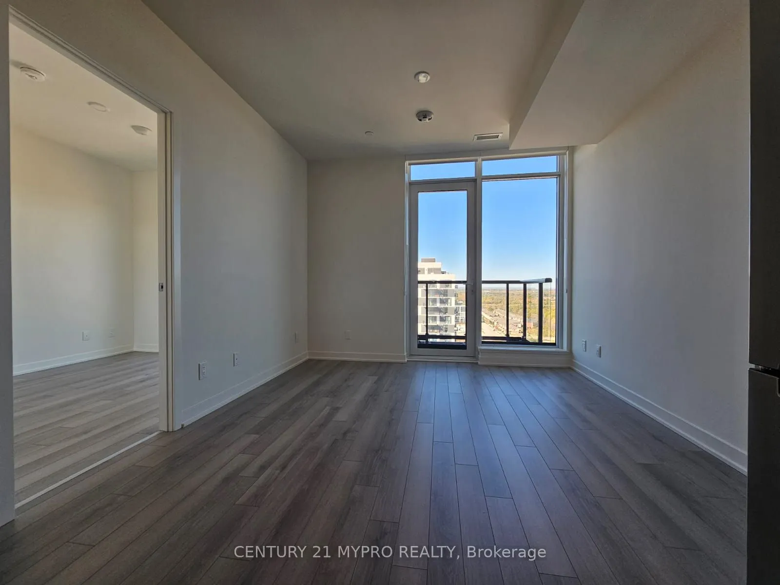 3079 Trafalgar Road, #2005