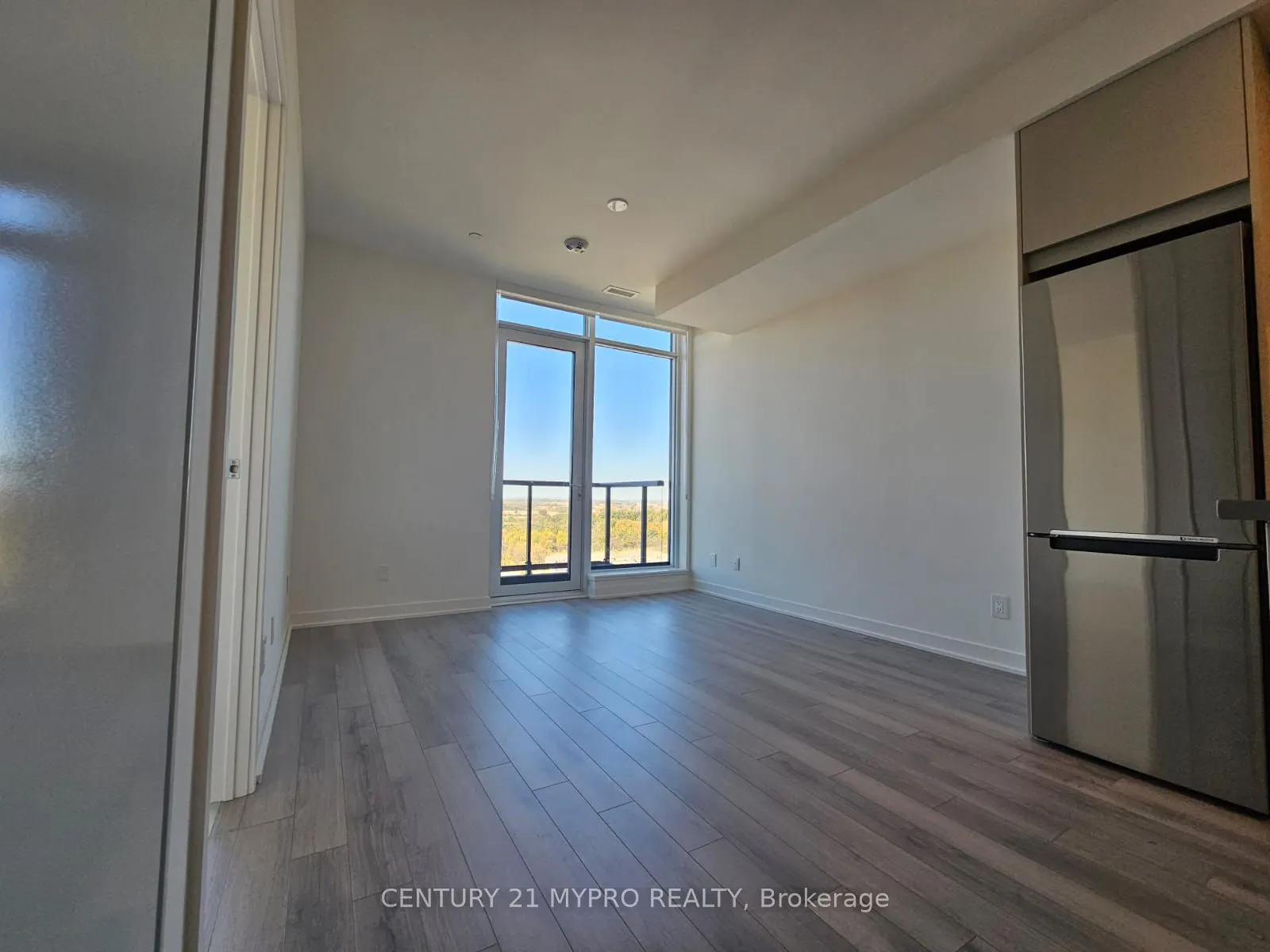3079 Trafalgar Road, #2005