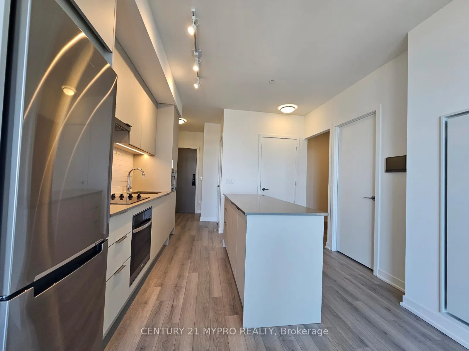 3079 Trafalgar Road, #2005