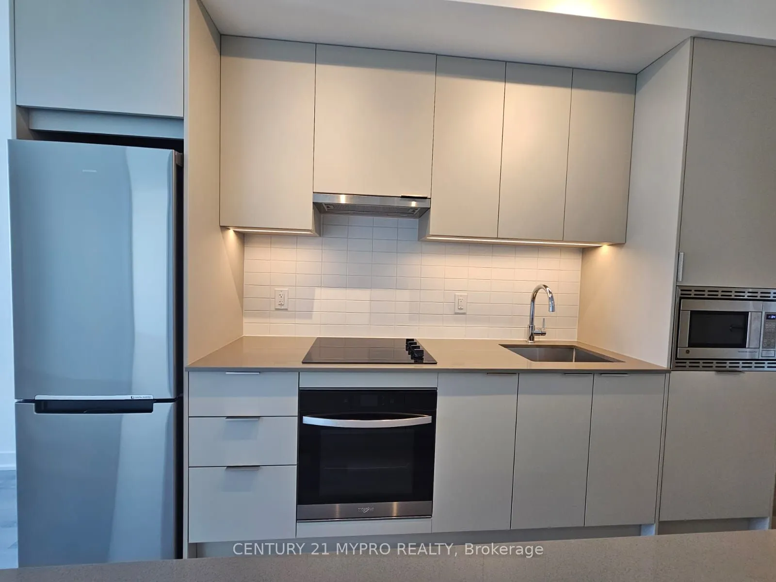 3079 Trafalgar Road, #2005