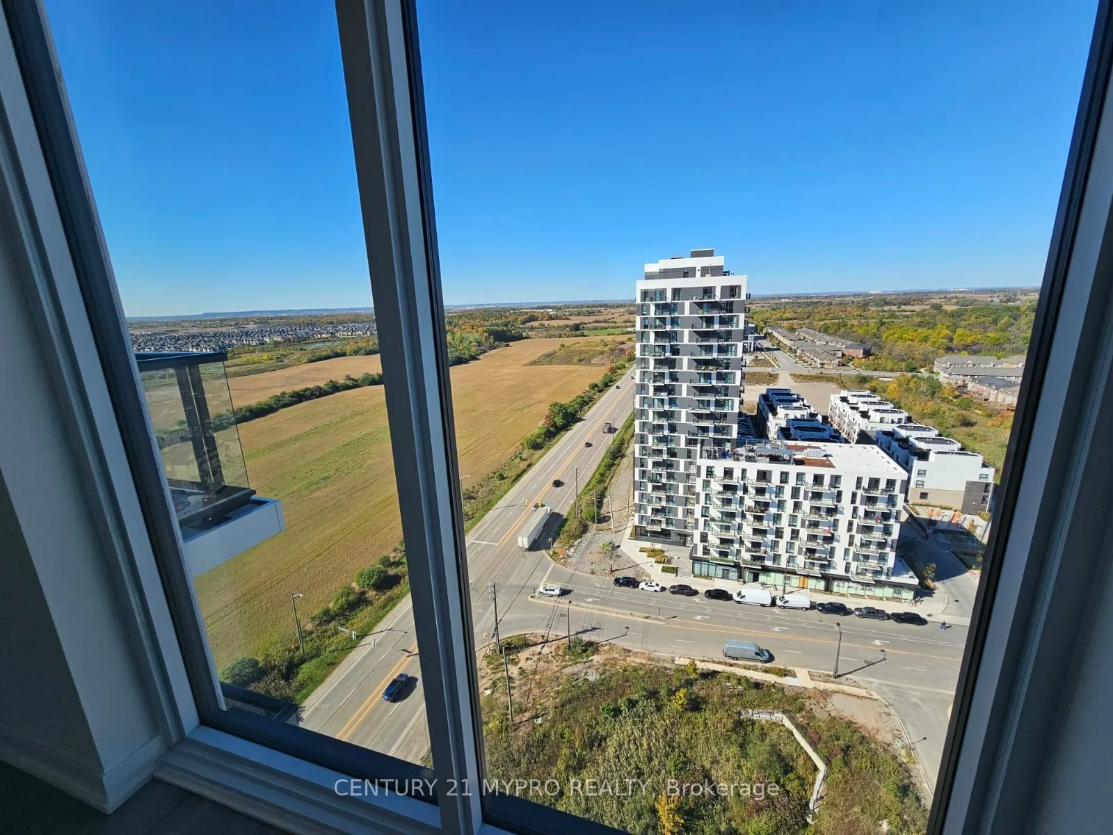 3079 Trafalgar Road, #2005