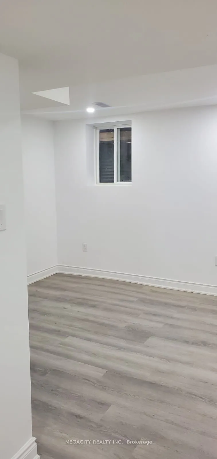 27 Galvin Avenue, #Basement