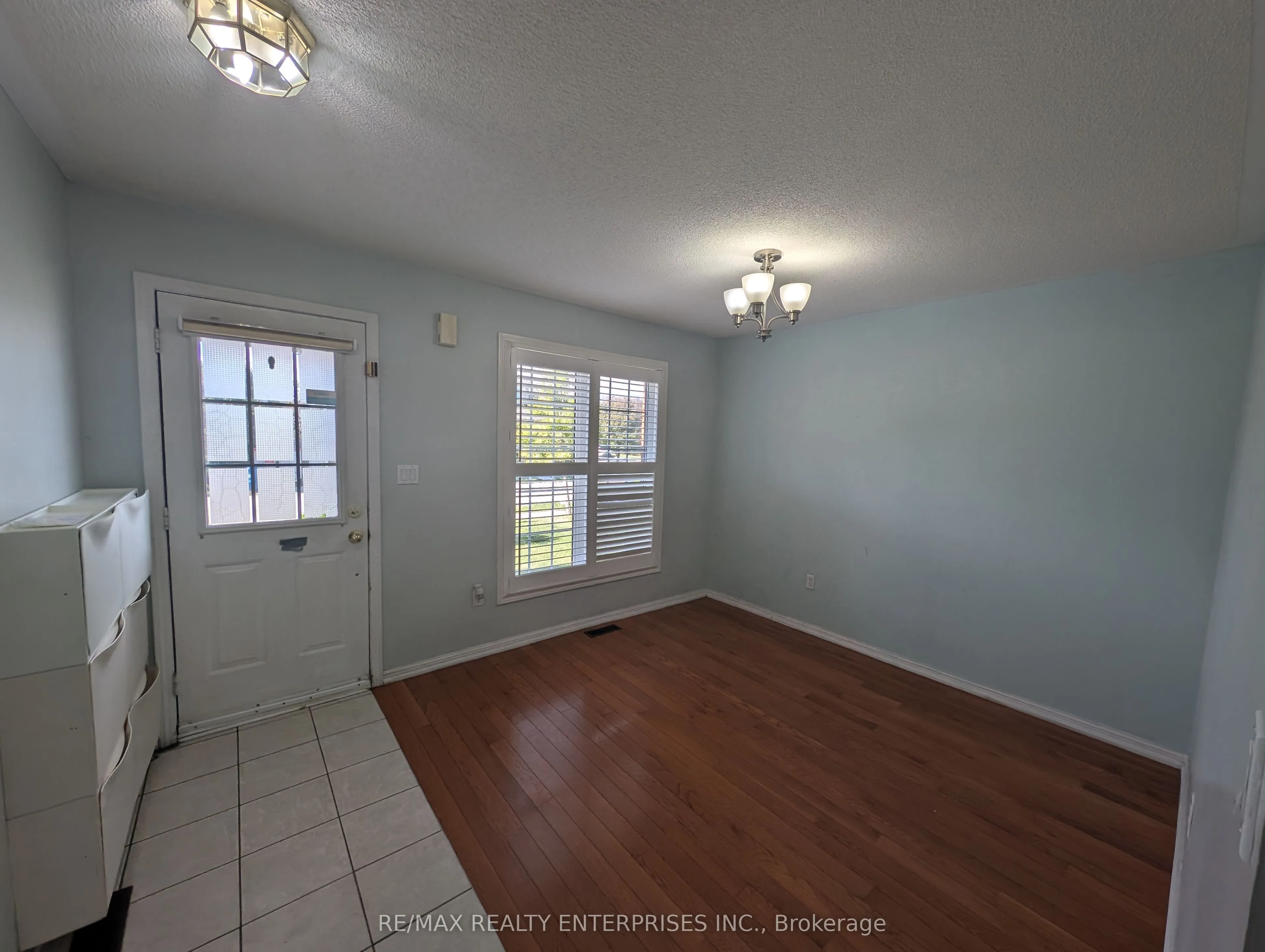 40 Sweetwood Circle