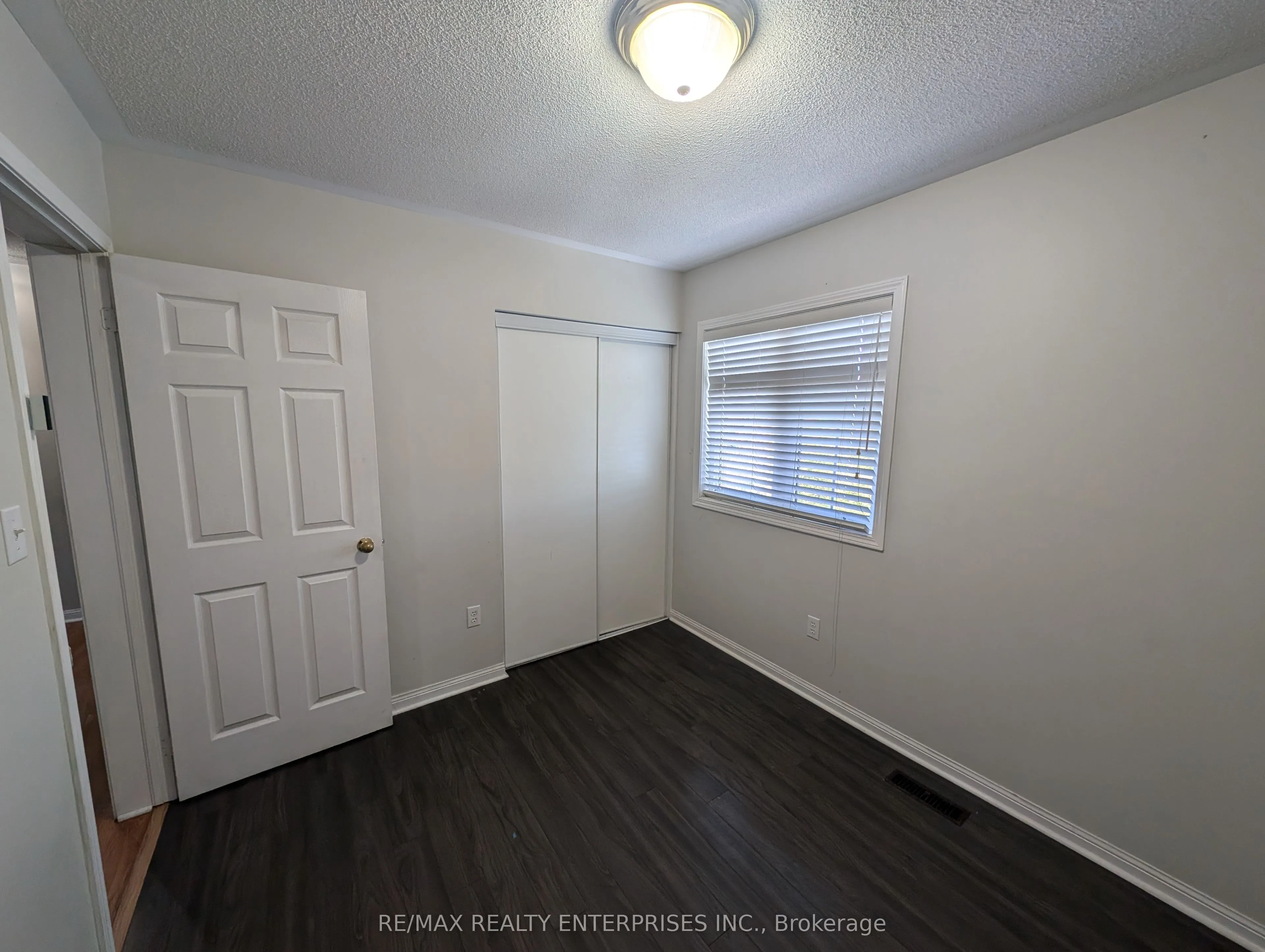 40 Sweetwood Circle