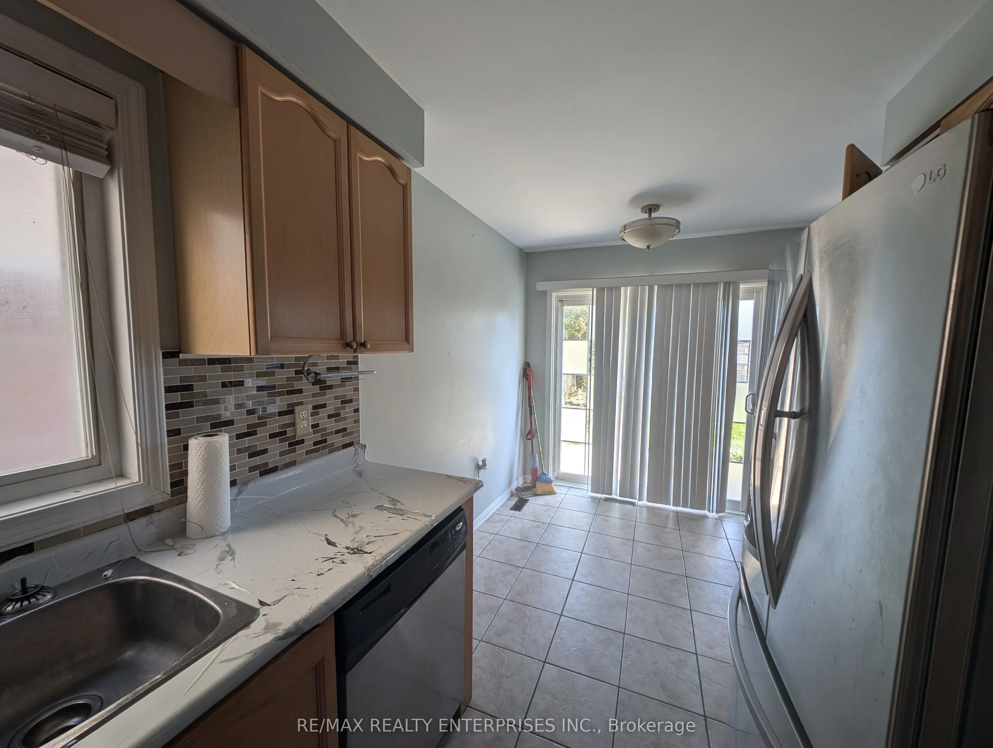 40 Sweetwood Circle
