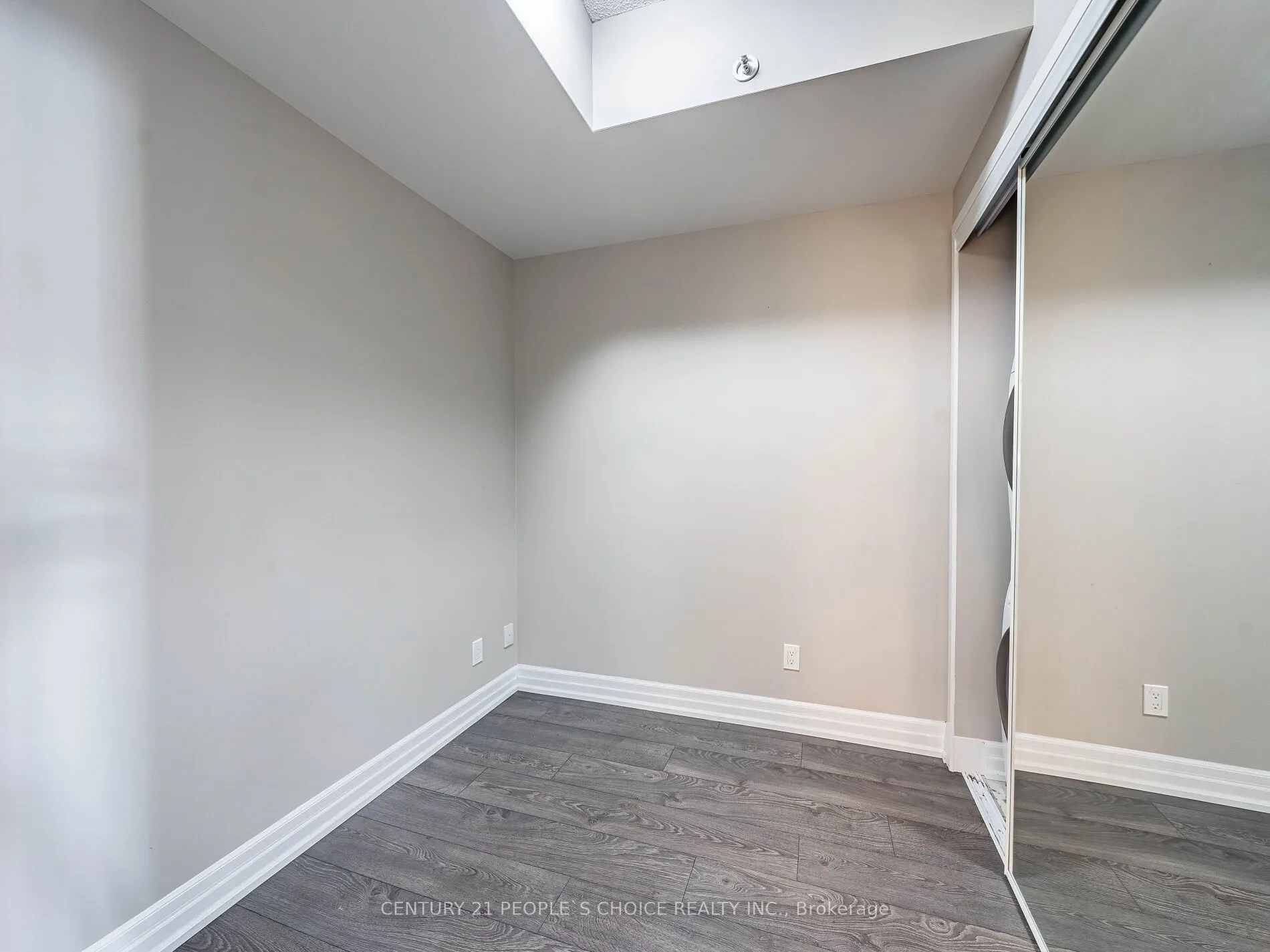 50 Ann Street, #411