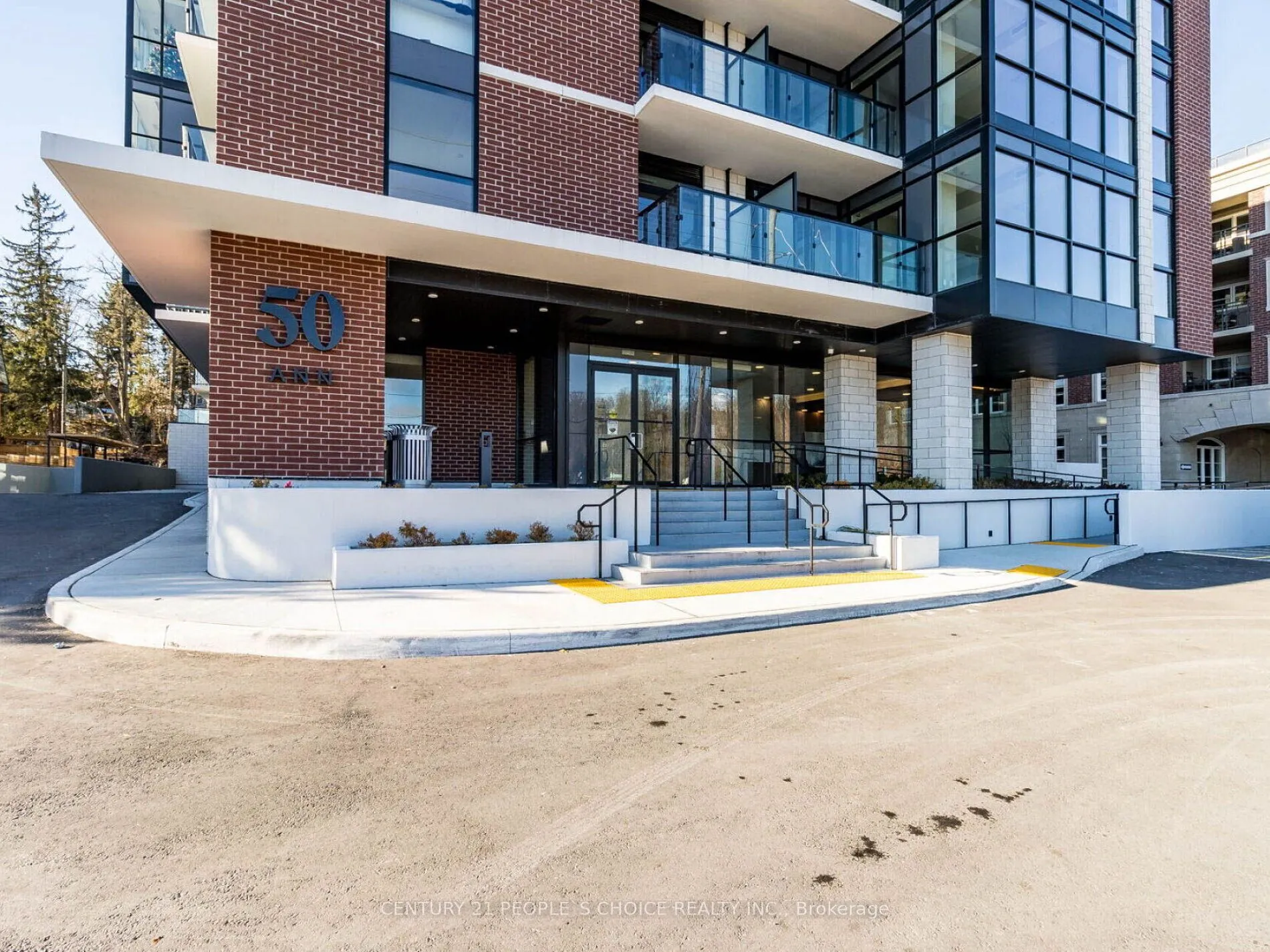 50 Ann Street, #411