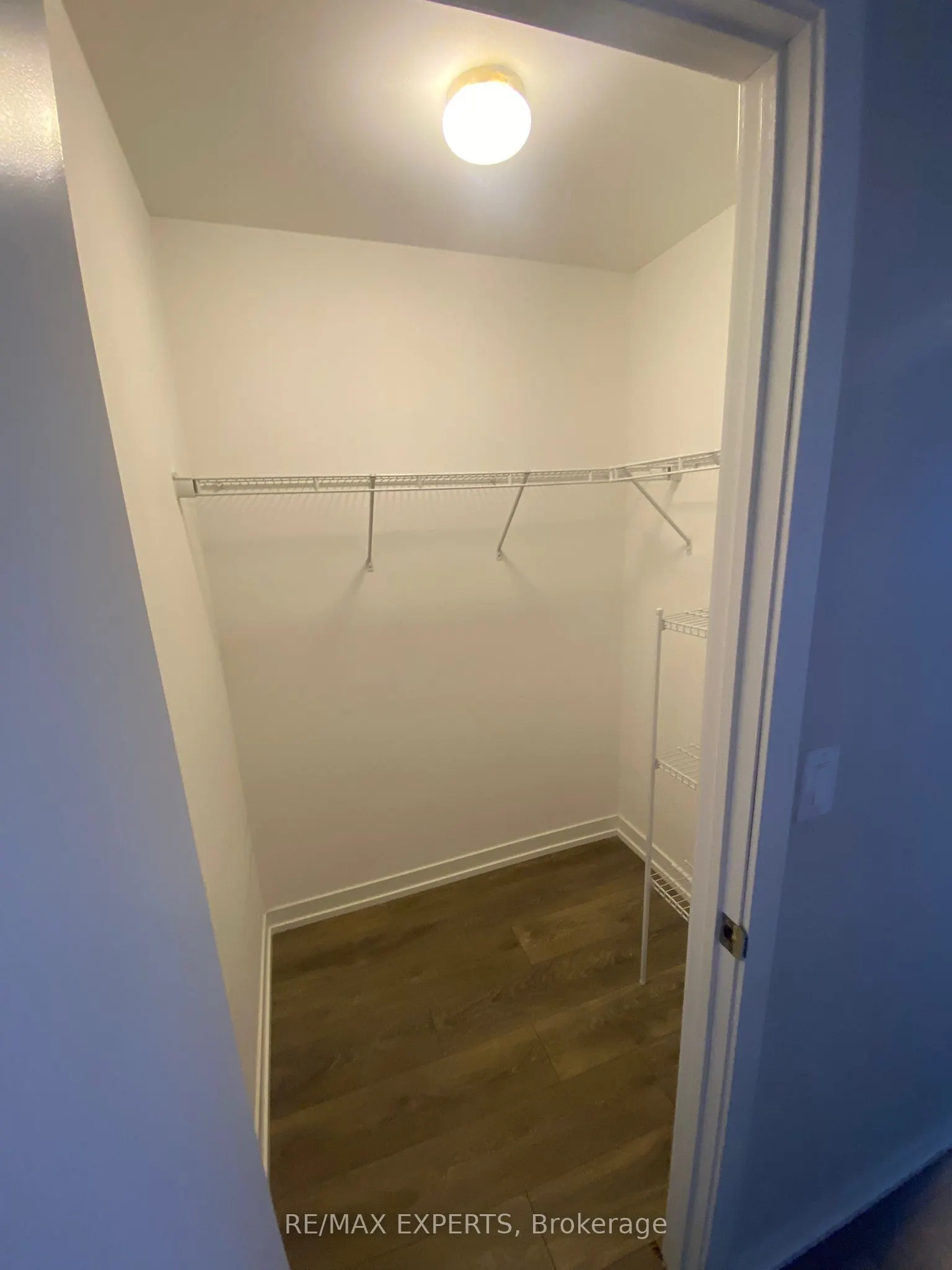 2520 Eglinton Avenue W, #1711