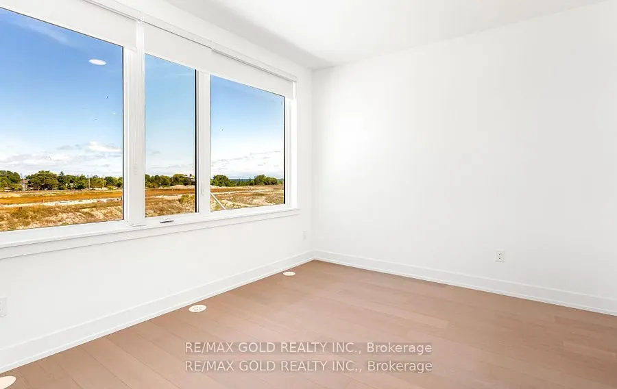 80 Coveside Drive W, #71