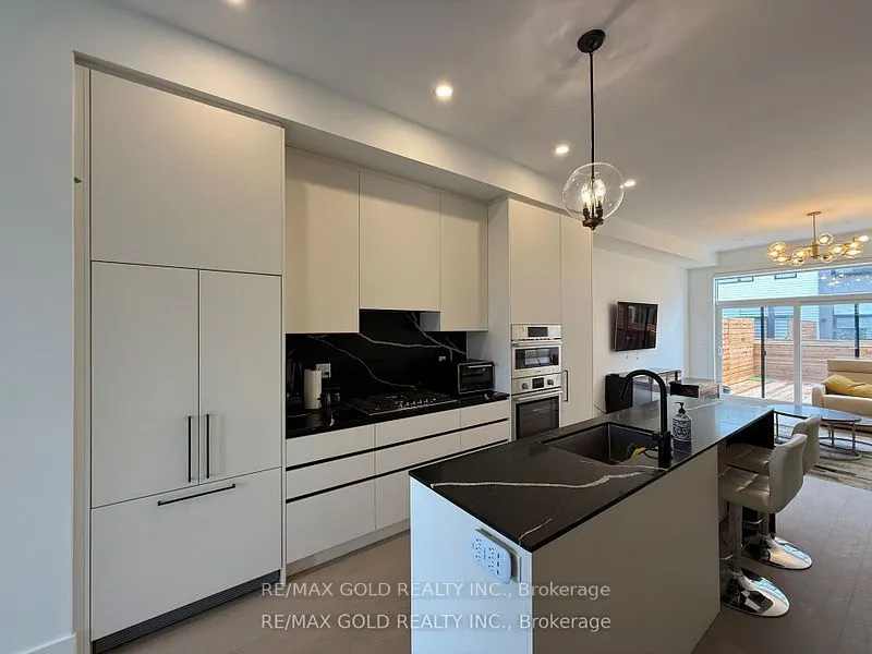80 Coveside Drive W, #71