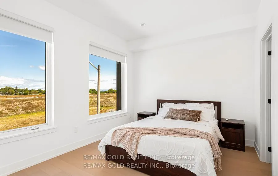80 Coveside Drive W, #71