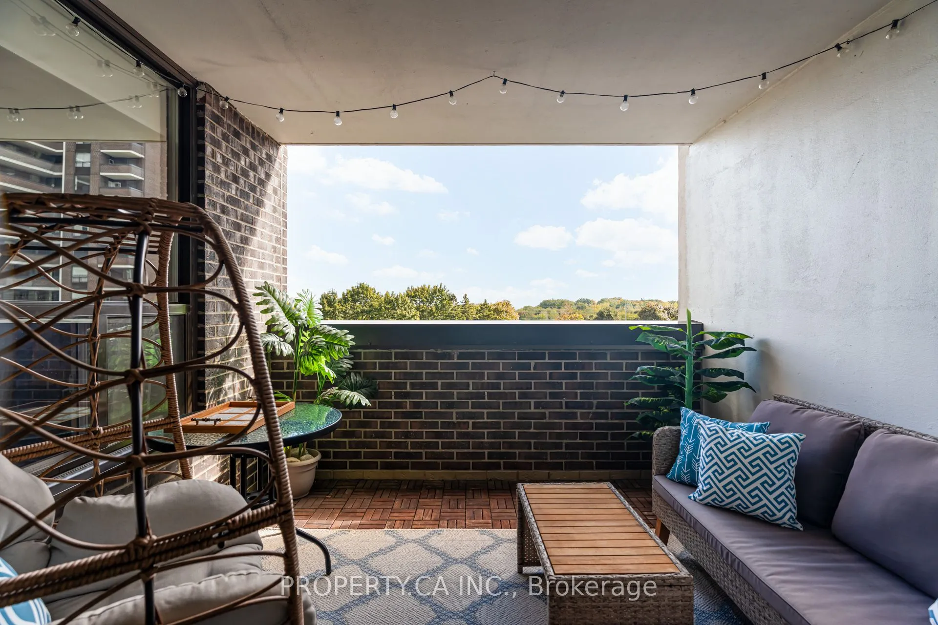 1535 Lakeshore Road E, #503