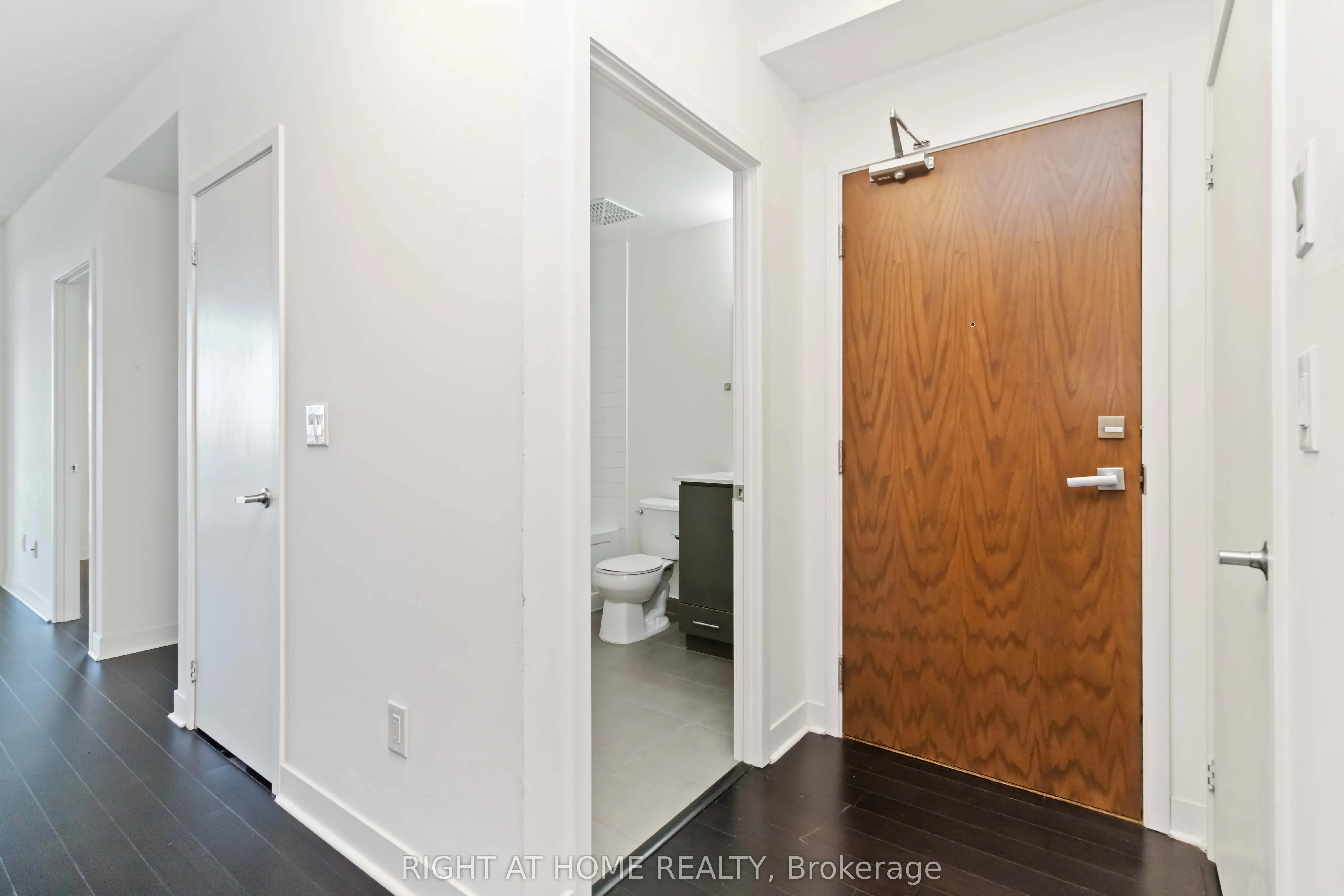 365 Prince of Wales Drive, #907