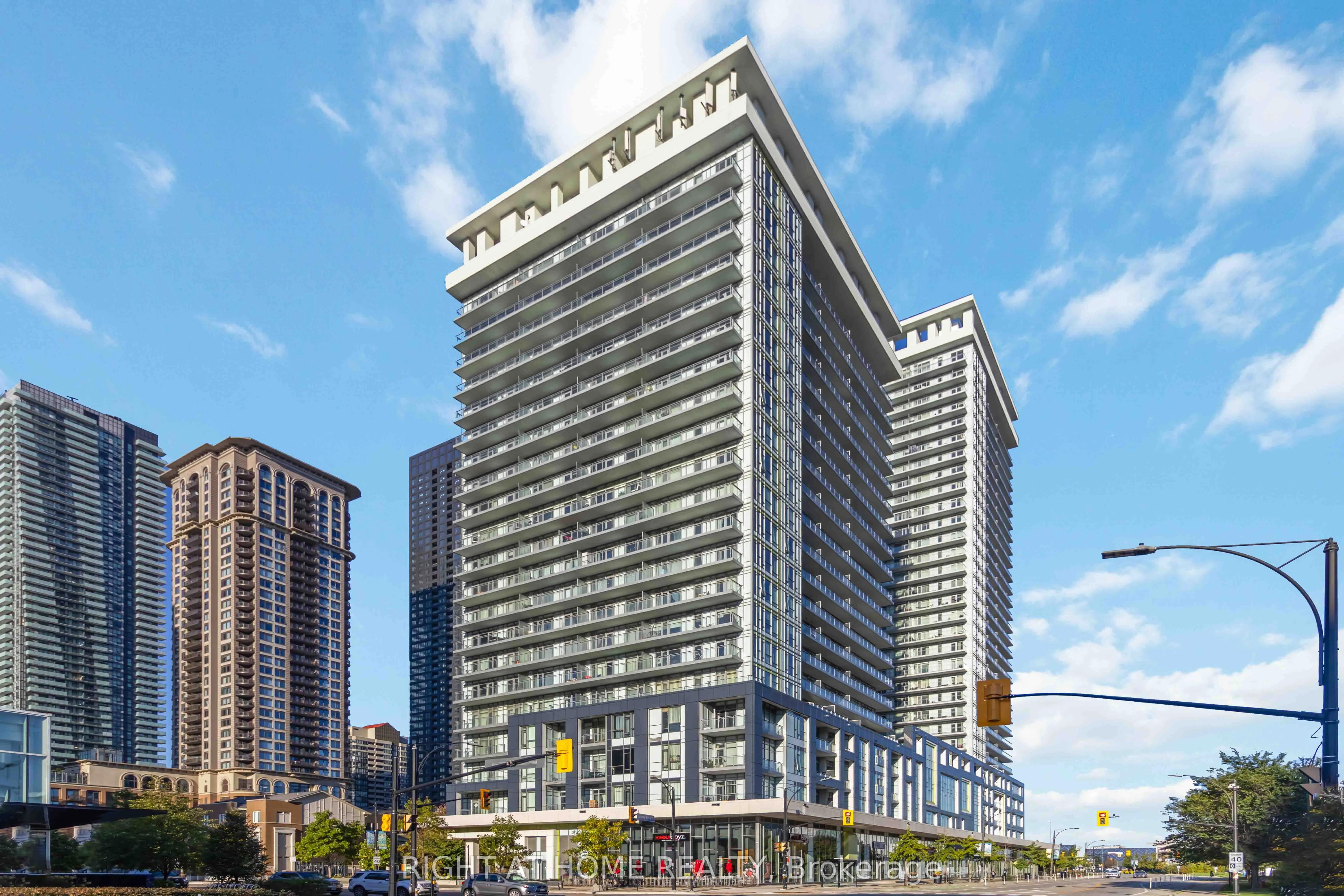 365 Prince of Wales Drive, #907
