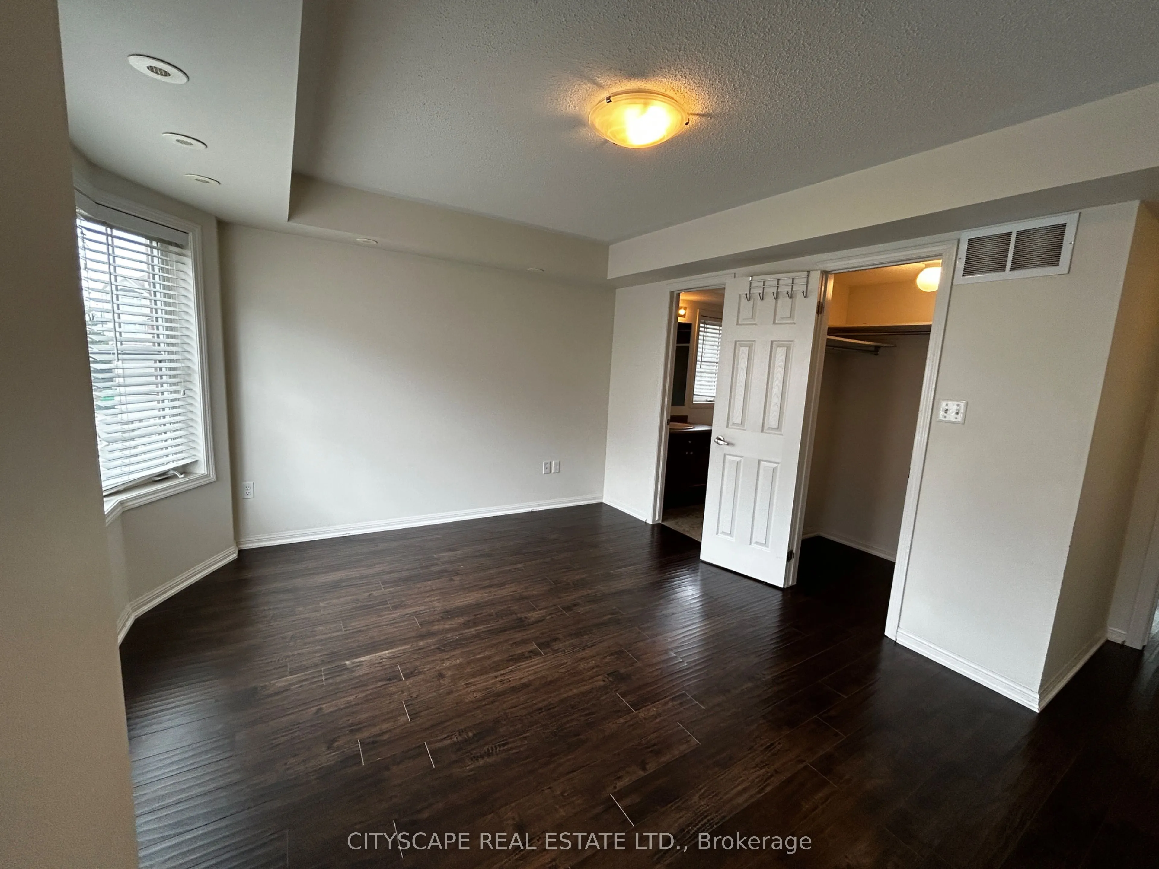 754 Neighbourhood Circle, #2