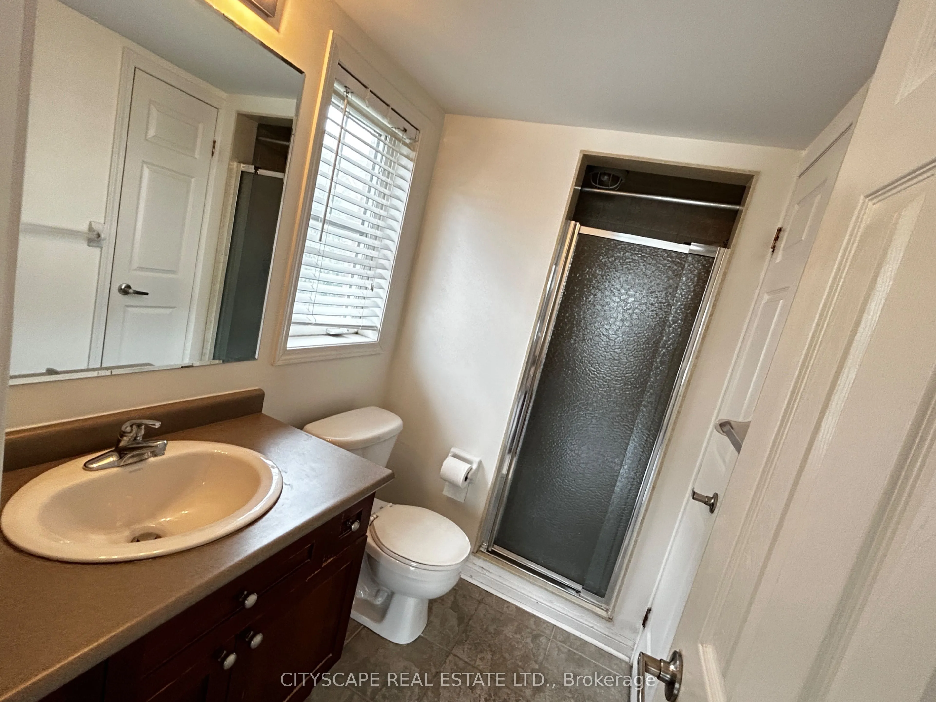 754 Neighbourhood Circle, #2