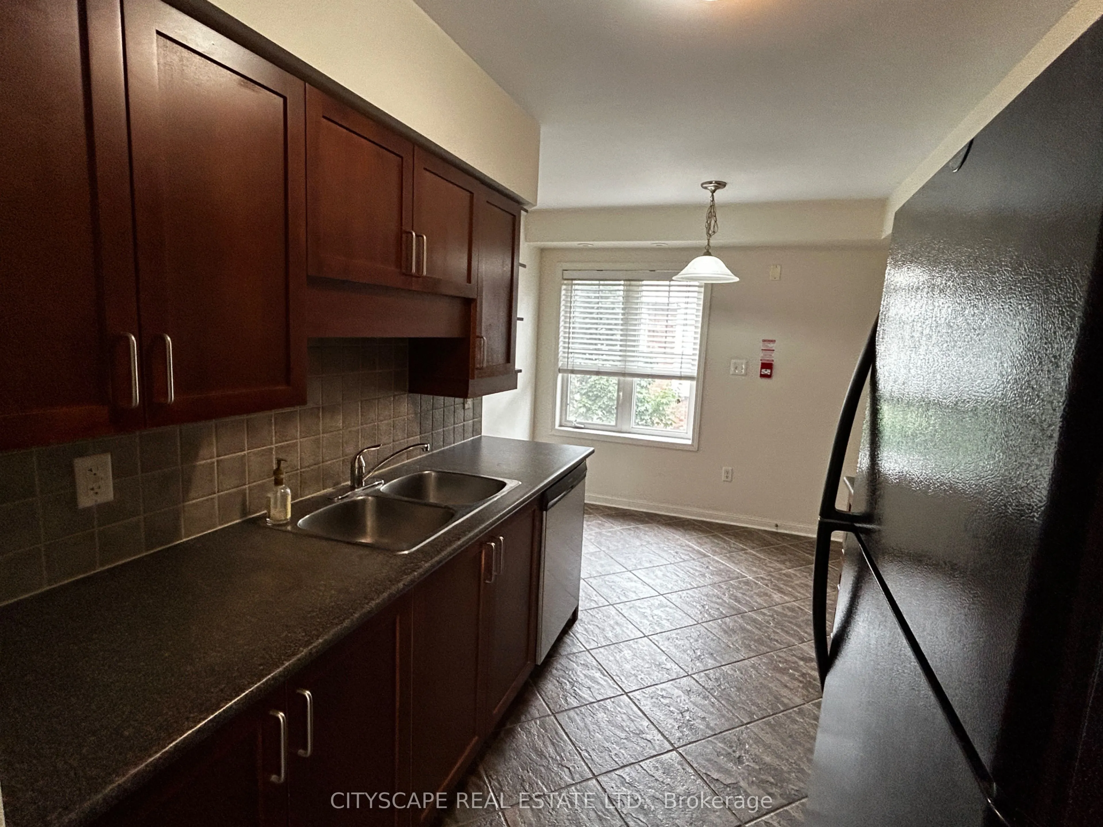 754 Neighbourhood Circle, #2