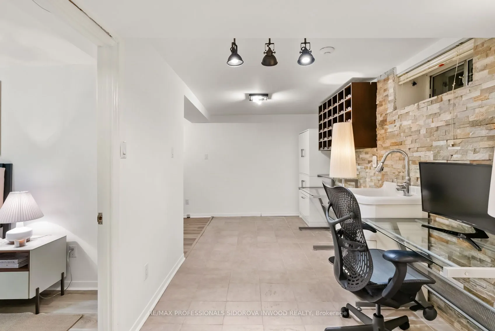 260 Indian Road