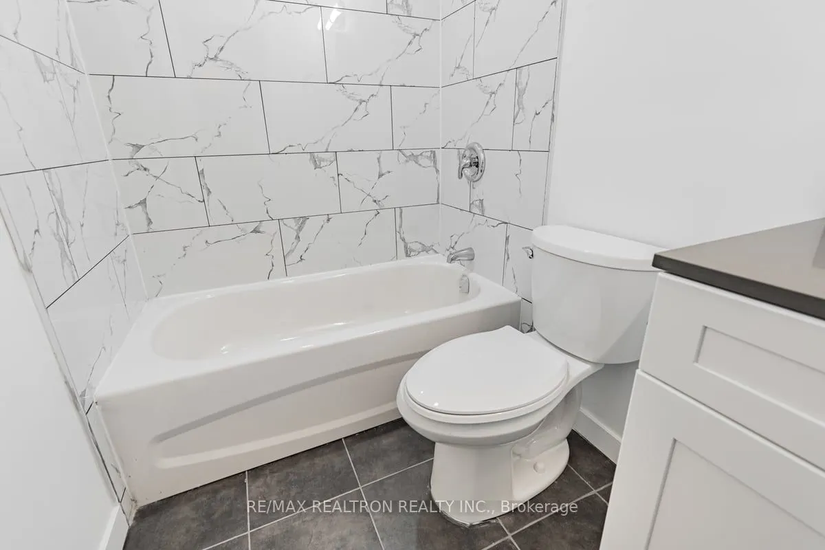 2507 Eglinton Avenue W, #307
