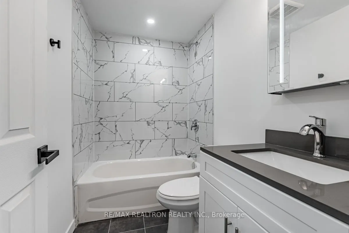 2507 Eglinton Avenue W, #307
