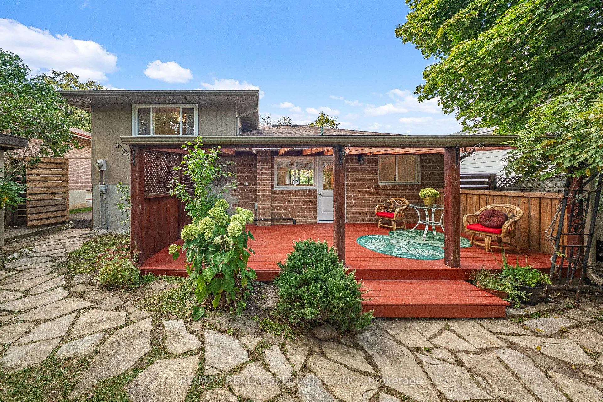 2570 Truscott Drive