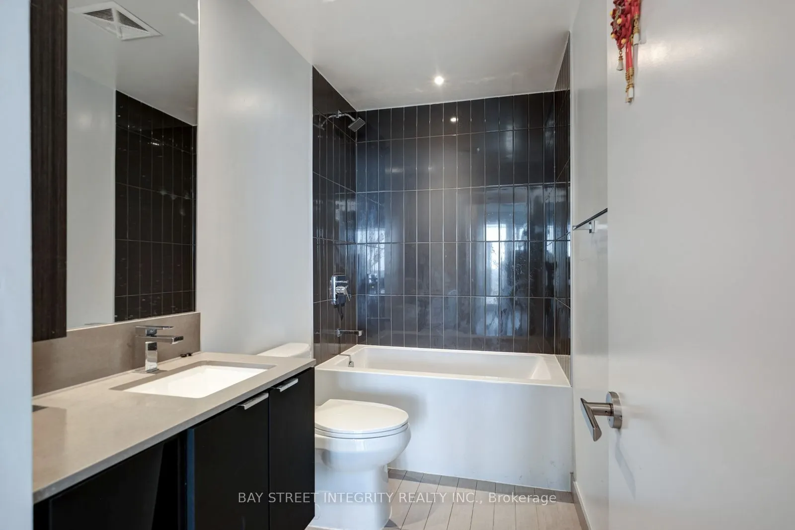 3883 Quartz Road, #5007