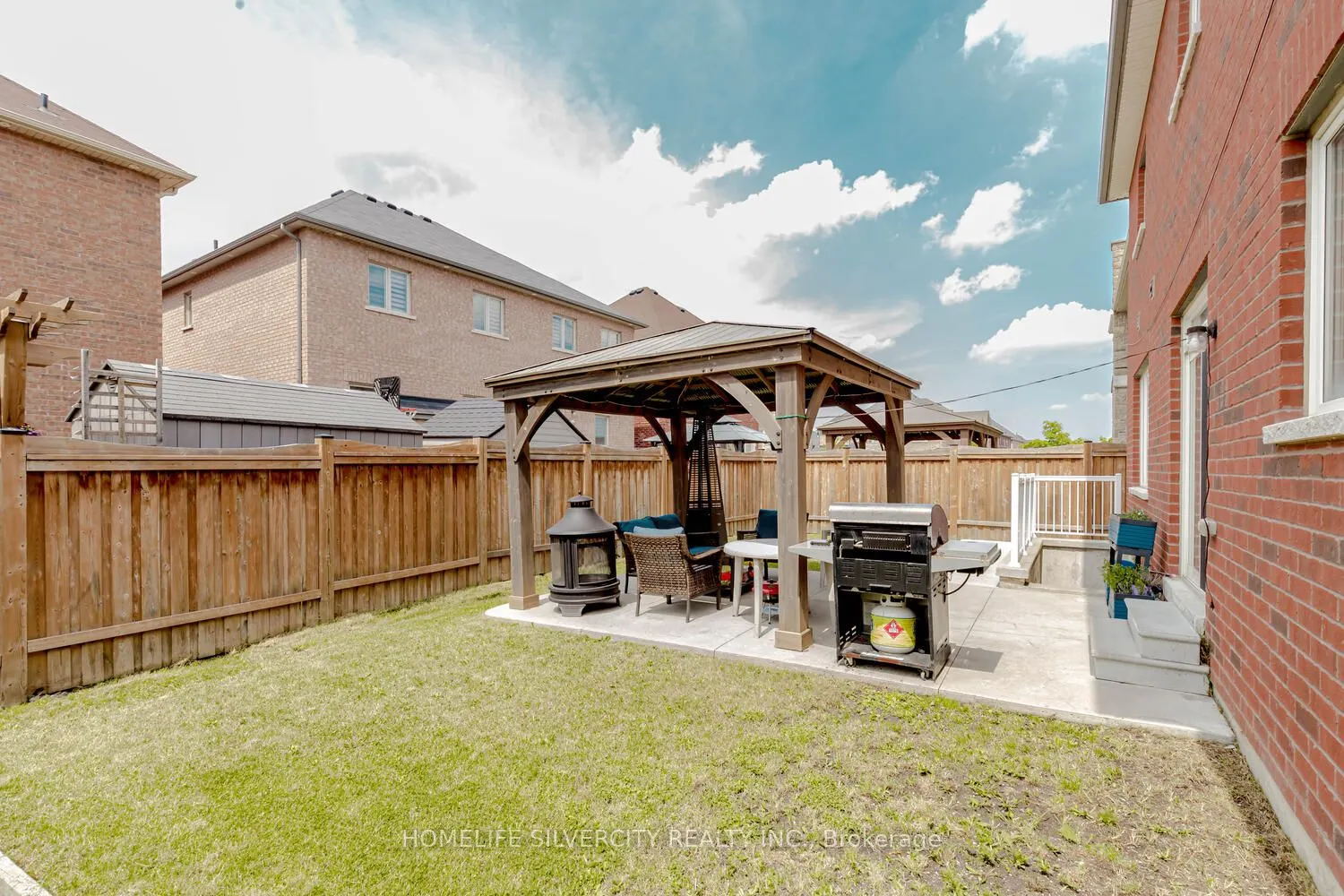 122 Squire Ellis Drive