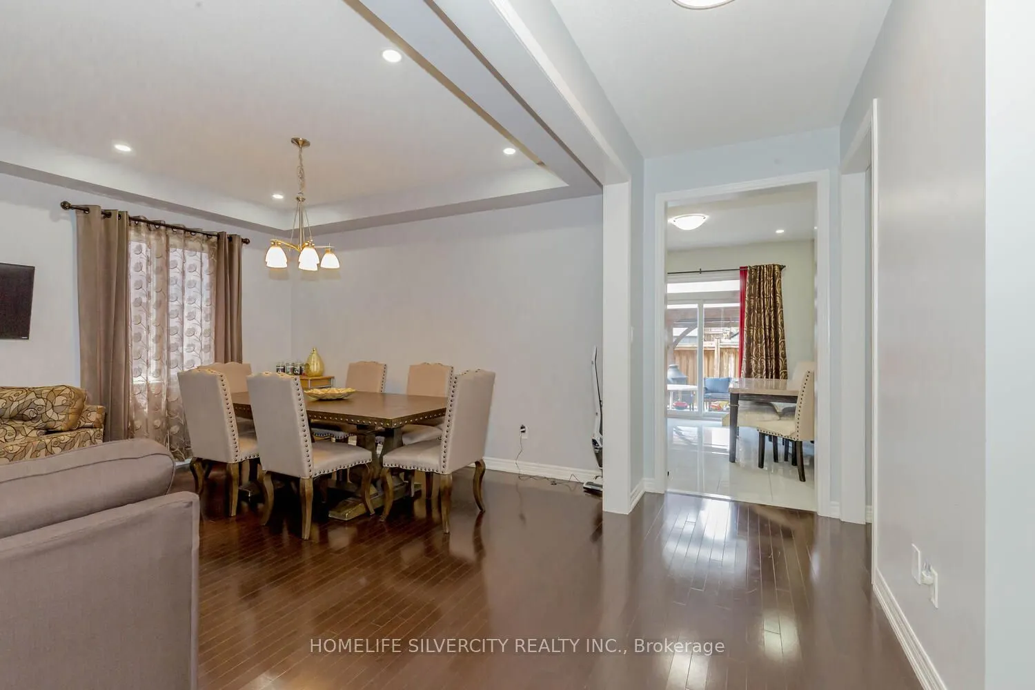 122 Squire Ellis Drive