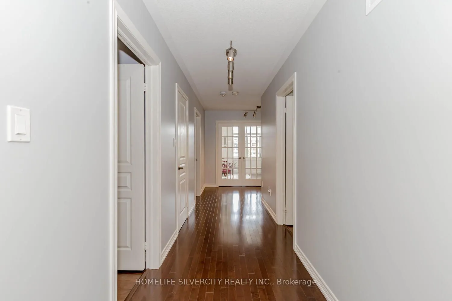 122 Squire Ellis Drive